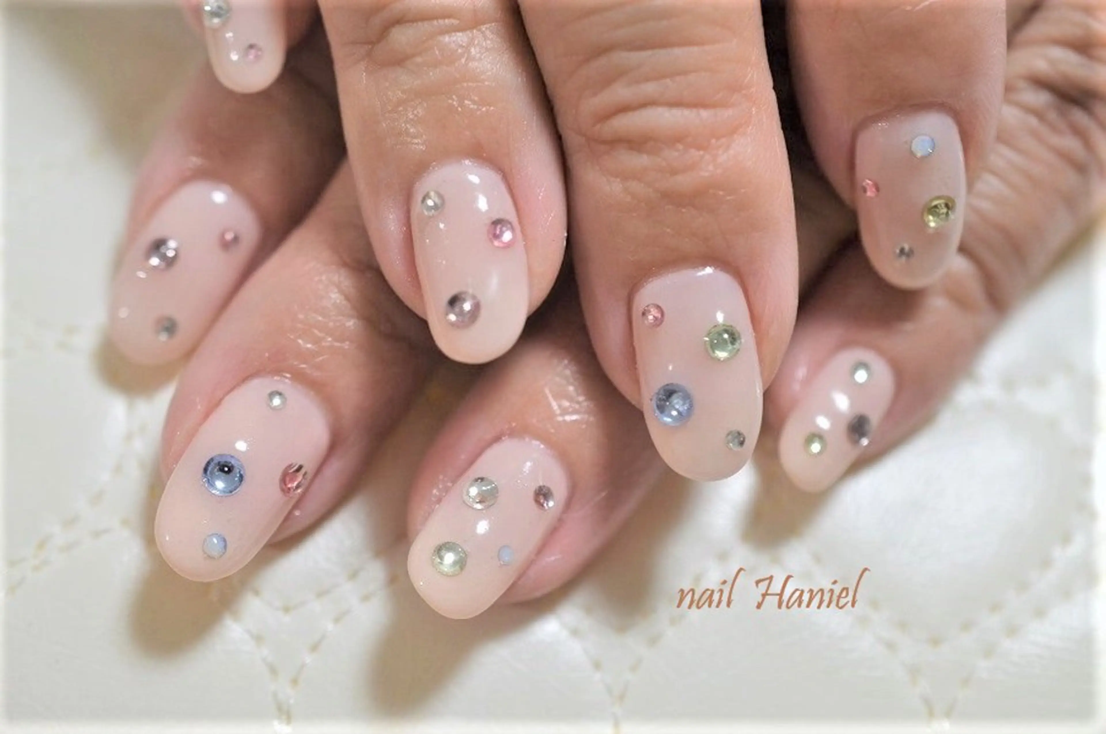 ネイル ジェルネイル オフィスネイル ワンカラーネイル パラジェル ストーンネイル nail Haniel所属・半蔵門サロンハニエル 魅神 ちよのネイルデザイン