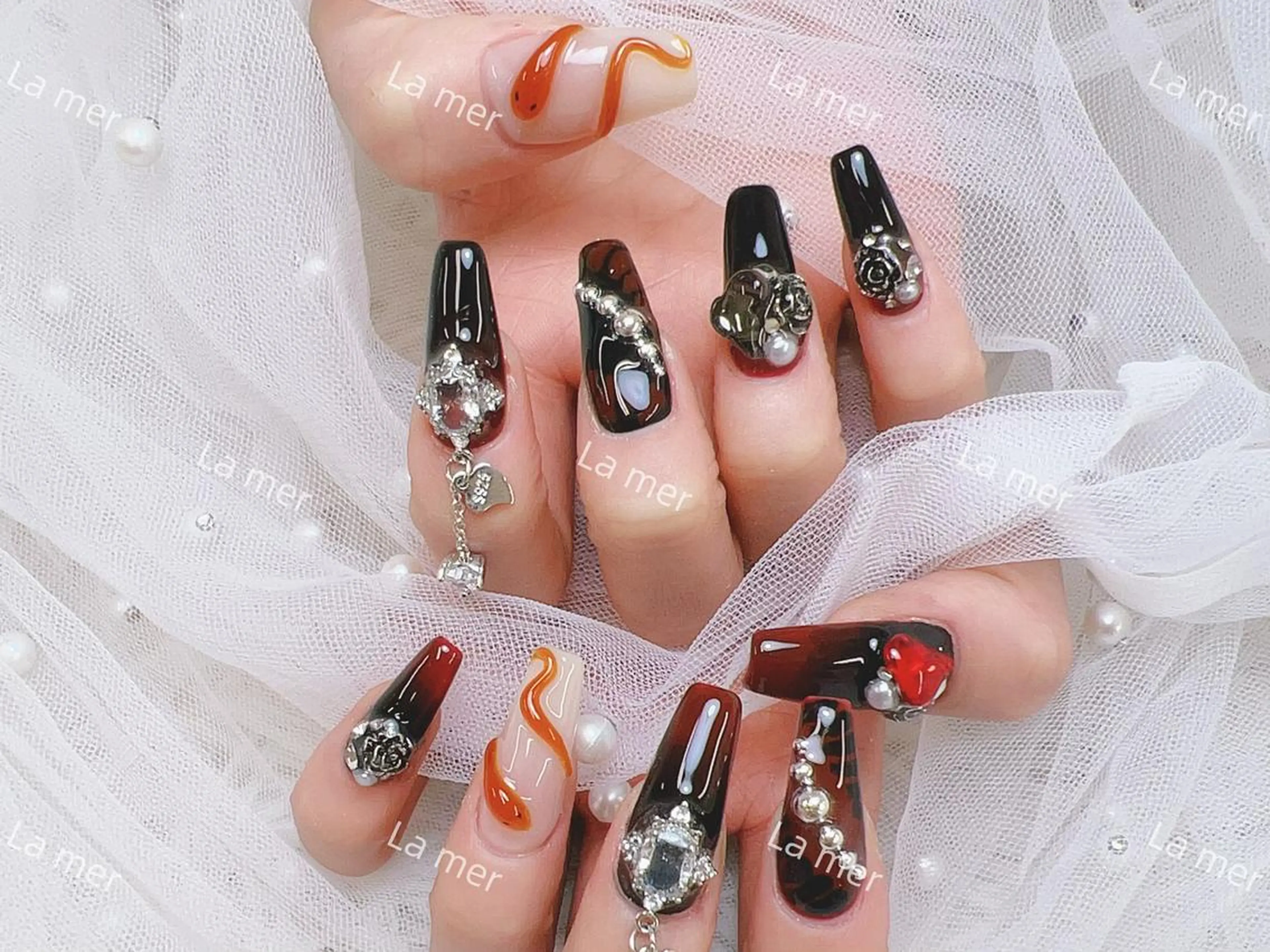 ネイル ✨荒木 🌙のネイルデザイン