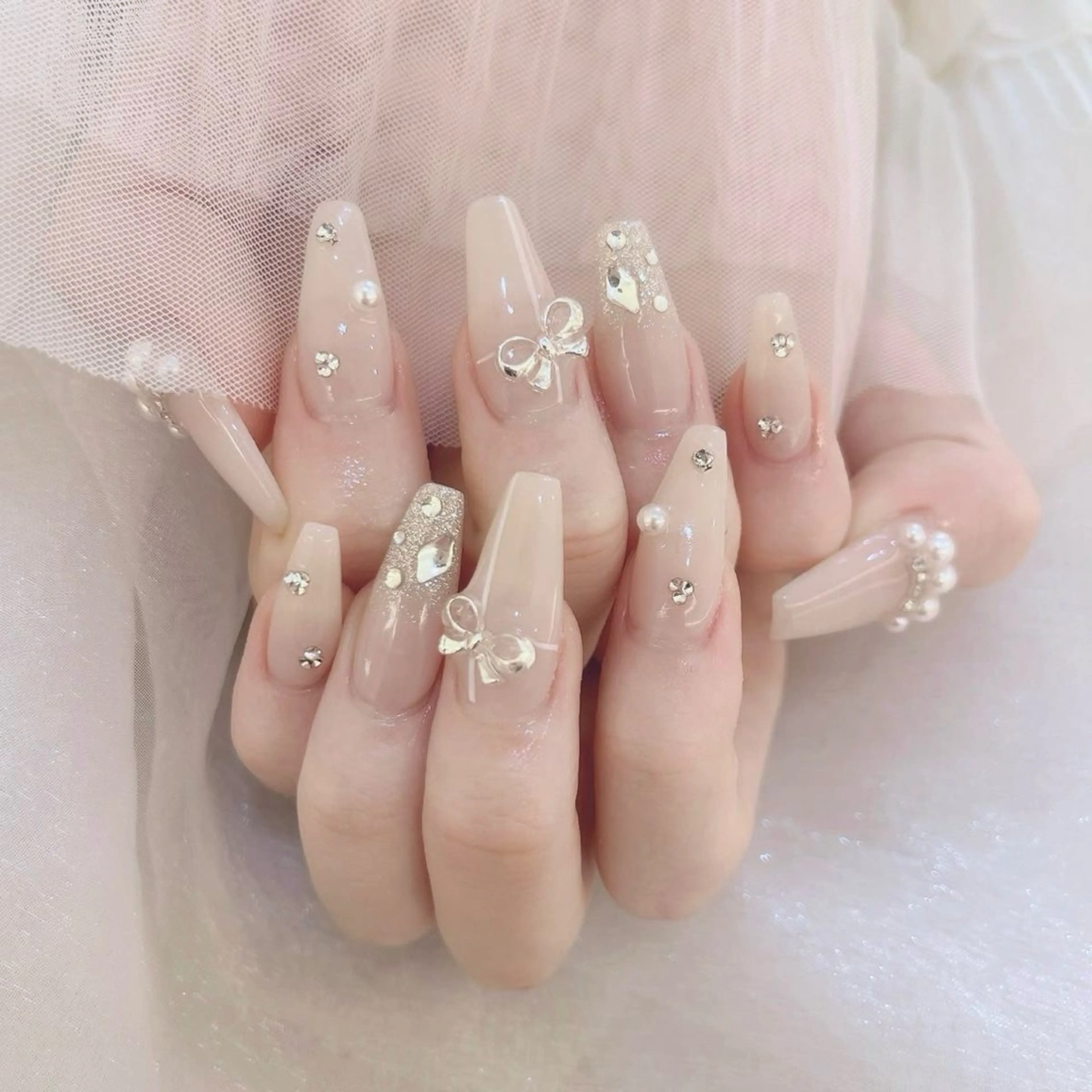 ネイル 長さ出し フレンチネイル グラデーション 卒業式 マグネットネイル ハンドネイル MIHANA NAILのネイルデザイン