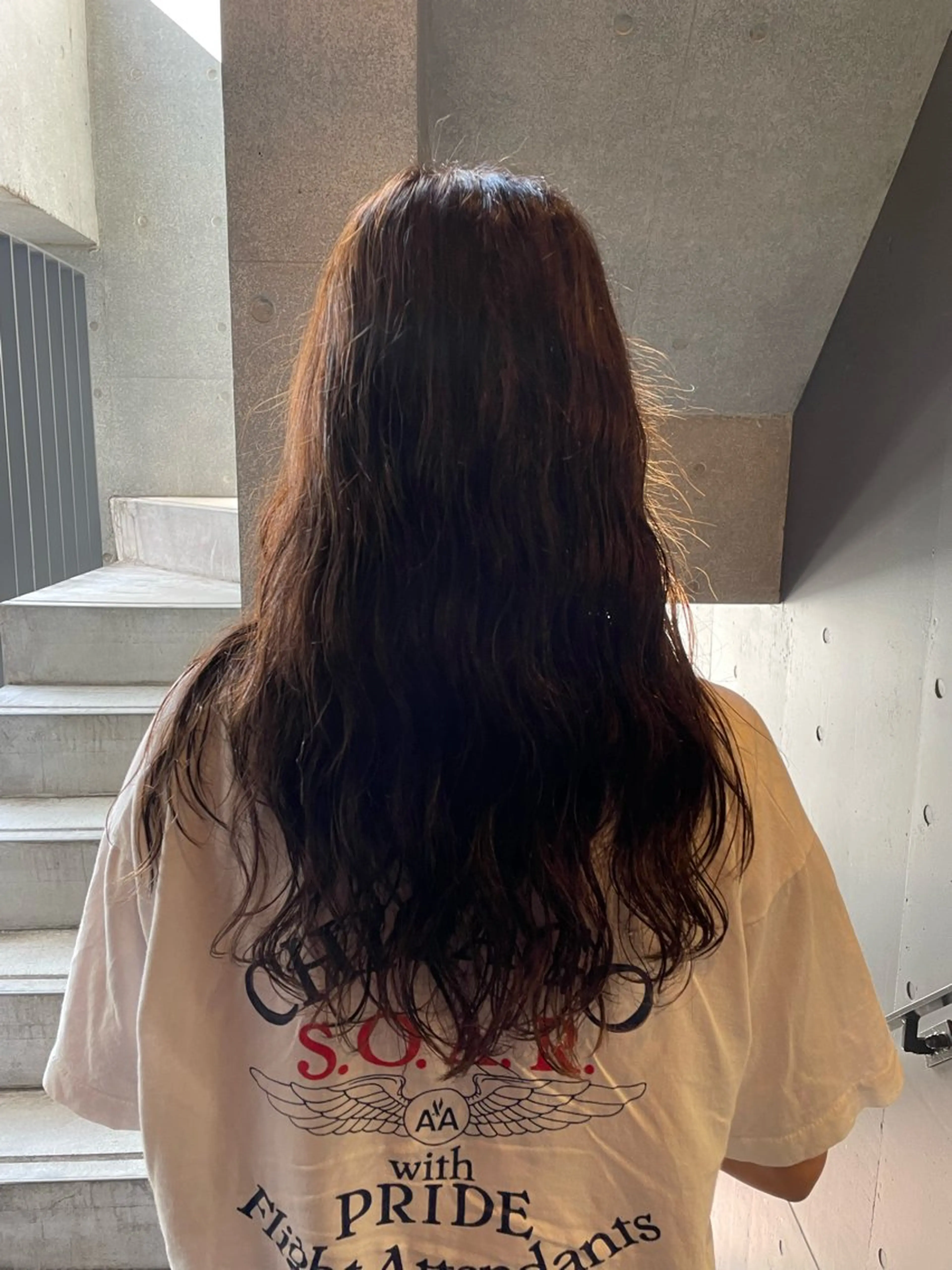 ロング shoko/ 海外ガール風パーマのヘアスタイル