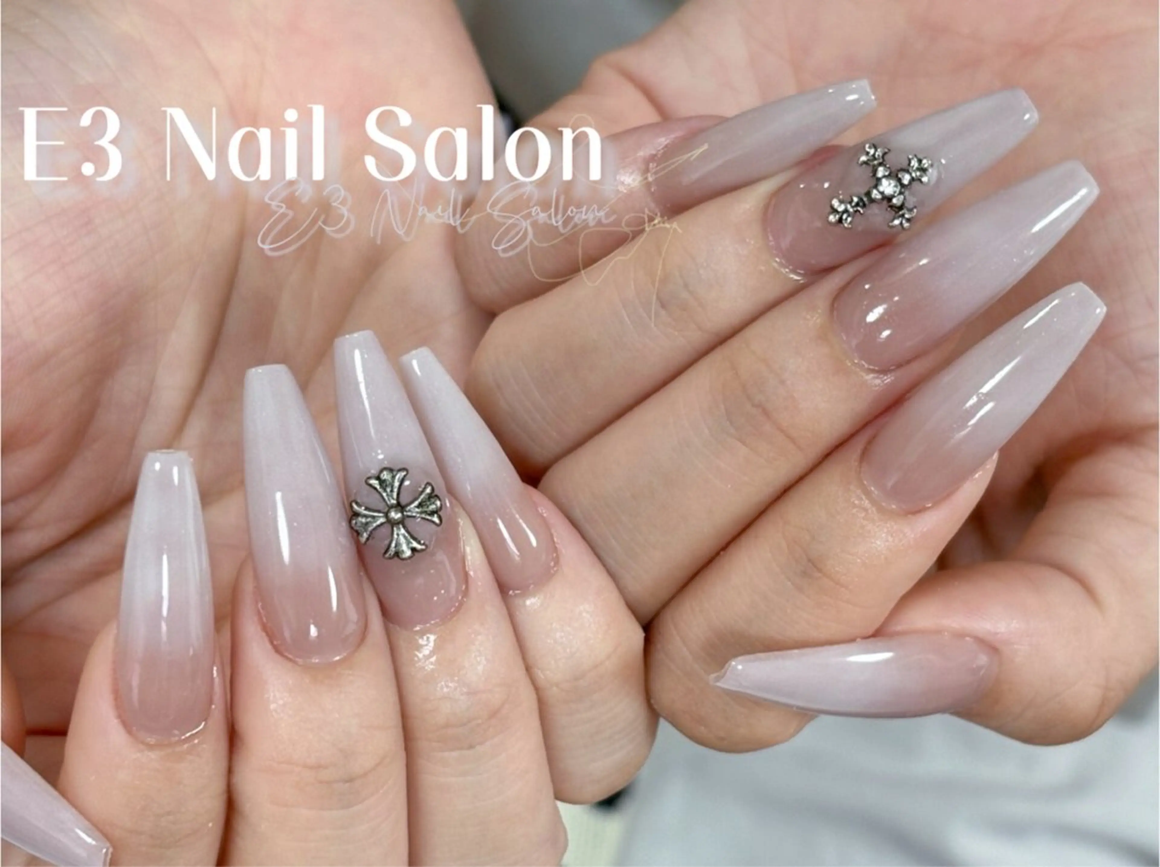 ネイル ハンドネイル E3 Nail Salon所属・山口 奈々のネイルデザイン