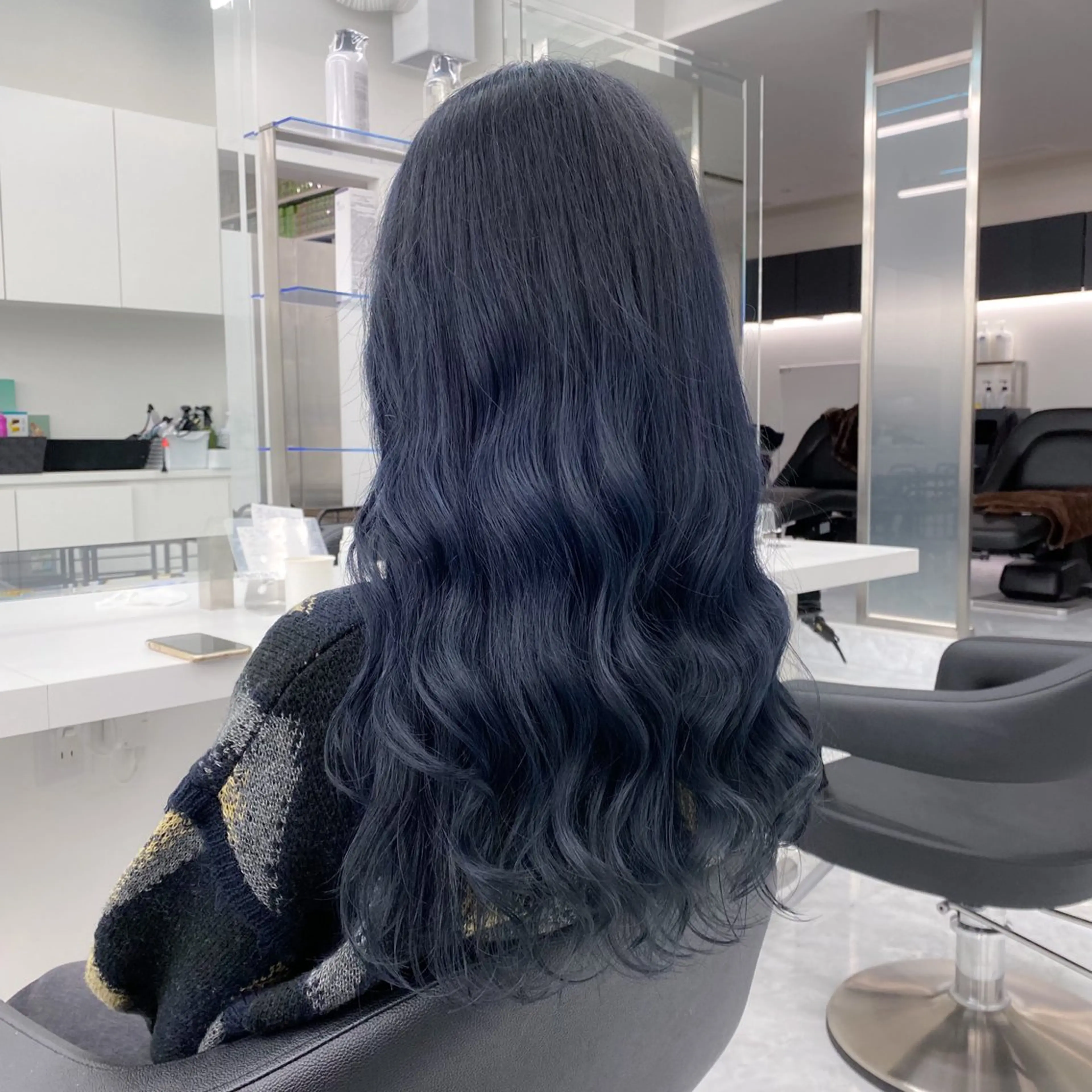 ロング カラー ヘアアレンジ 艶髪ハイトーン🫧 Kurehaのヘアスタイル