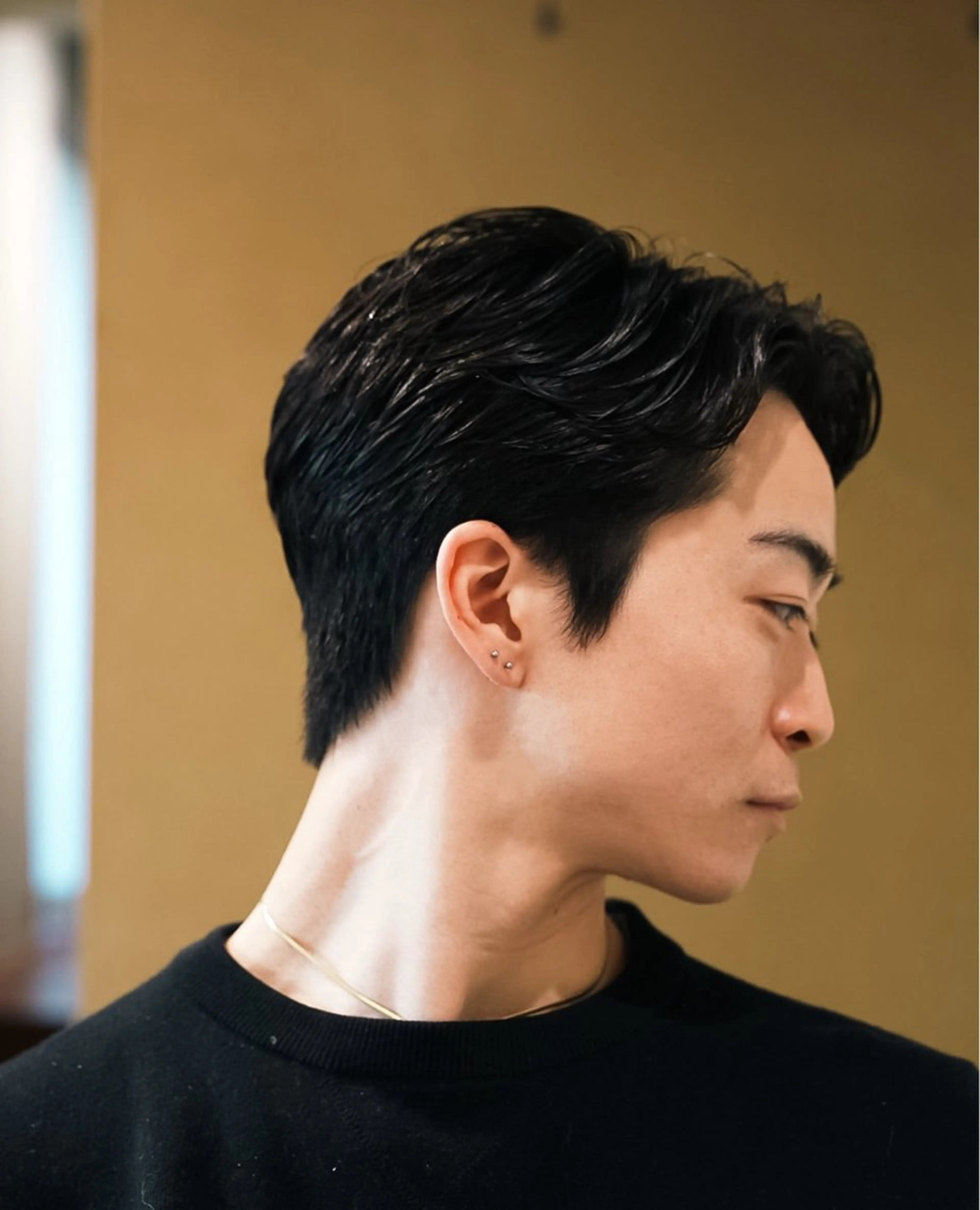 ショート パーマ メンズ ビジネス サト エリのヘアスタイル