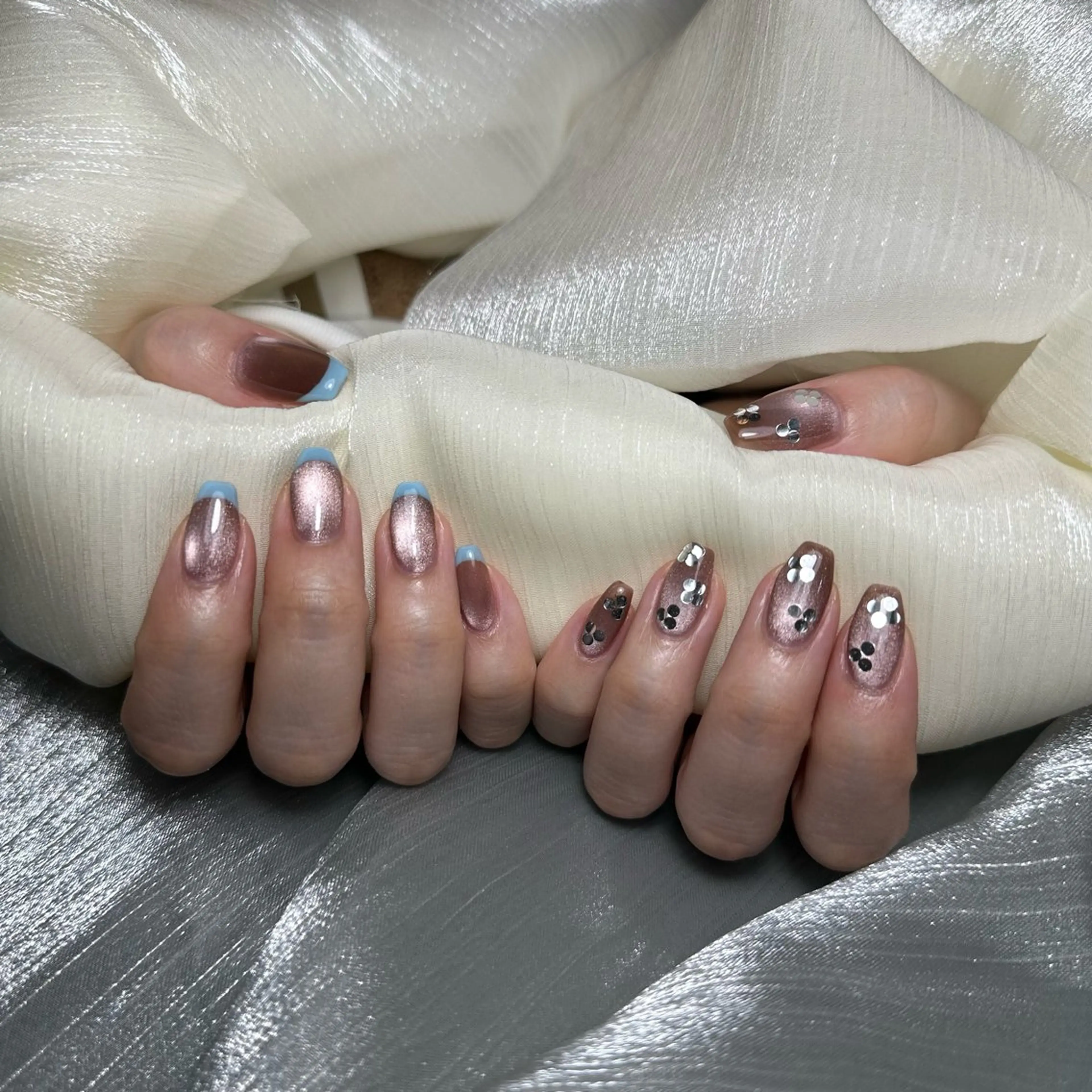 ネイル ATELIERHARLOW所属・nailist MOEのネイルデザイン