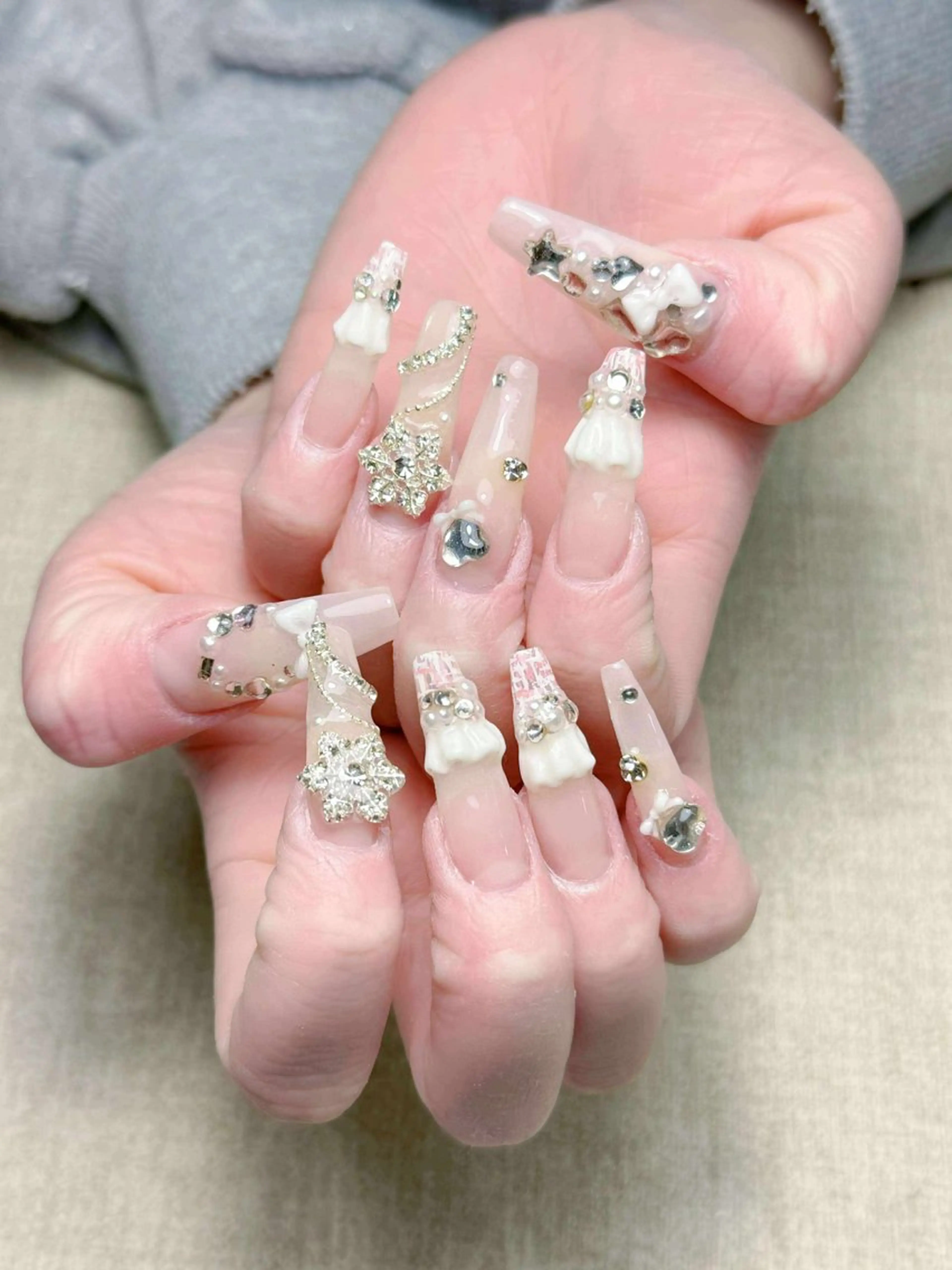 ネイル アートネイル オーロラネイル ブラウン ジェルネイル グラデーション ハンドネイル Nova Nail Shinsaiのネイルデザイン