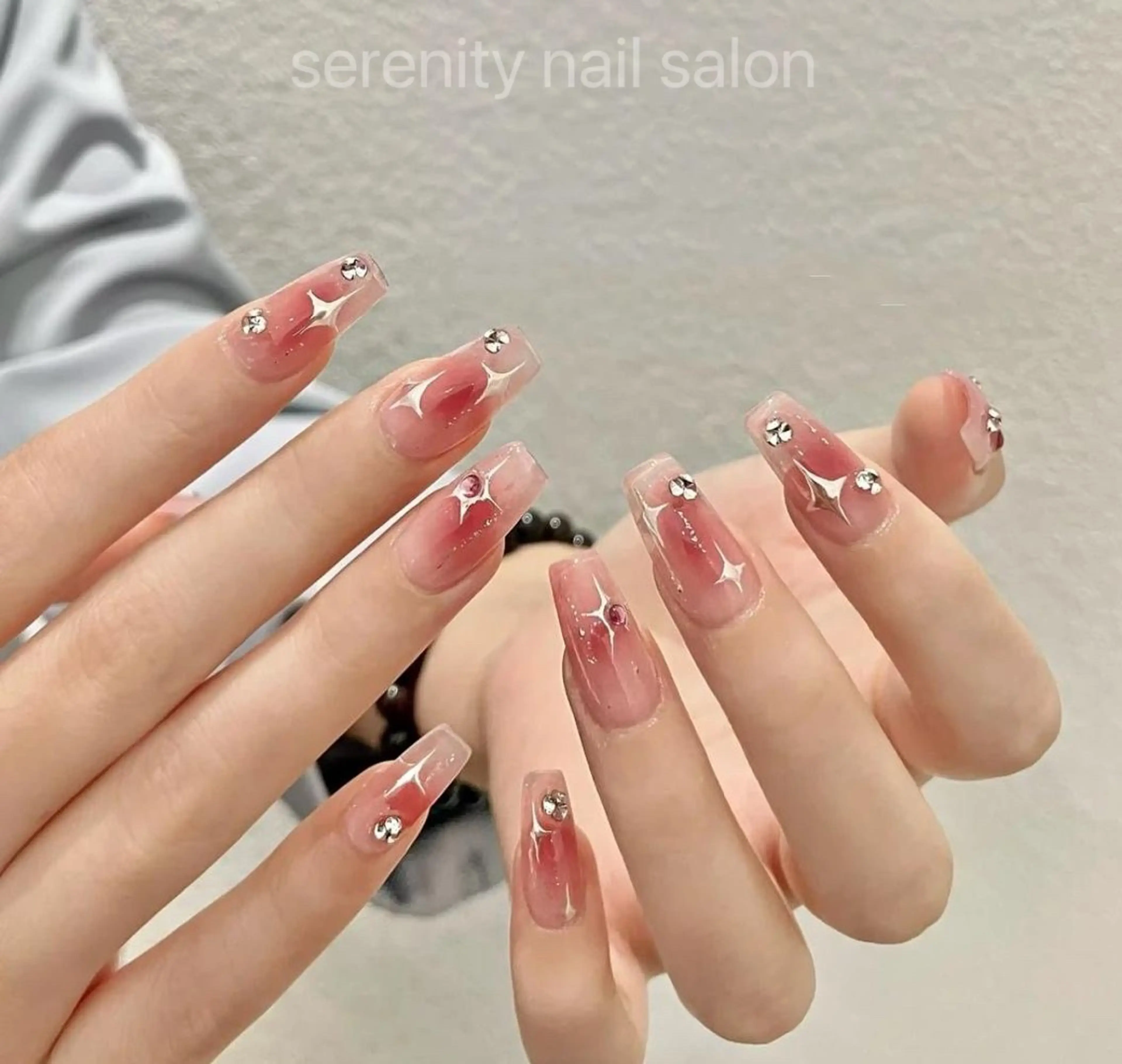 ネイル ハンドネイル ハンドケア ✨Serenity ワンホンネイルのネイルデザイン
