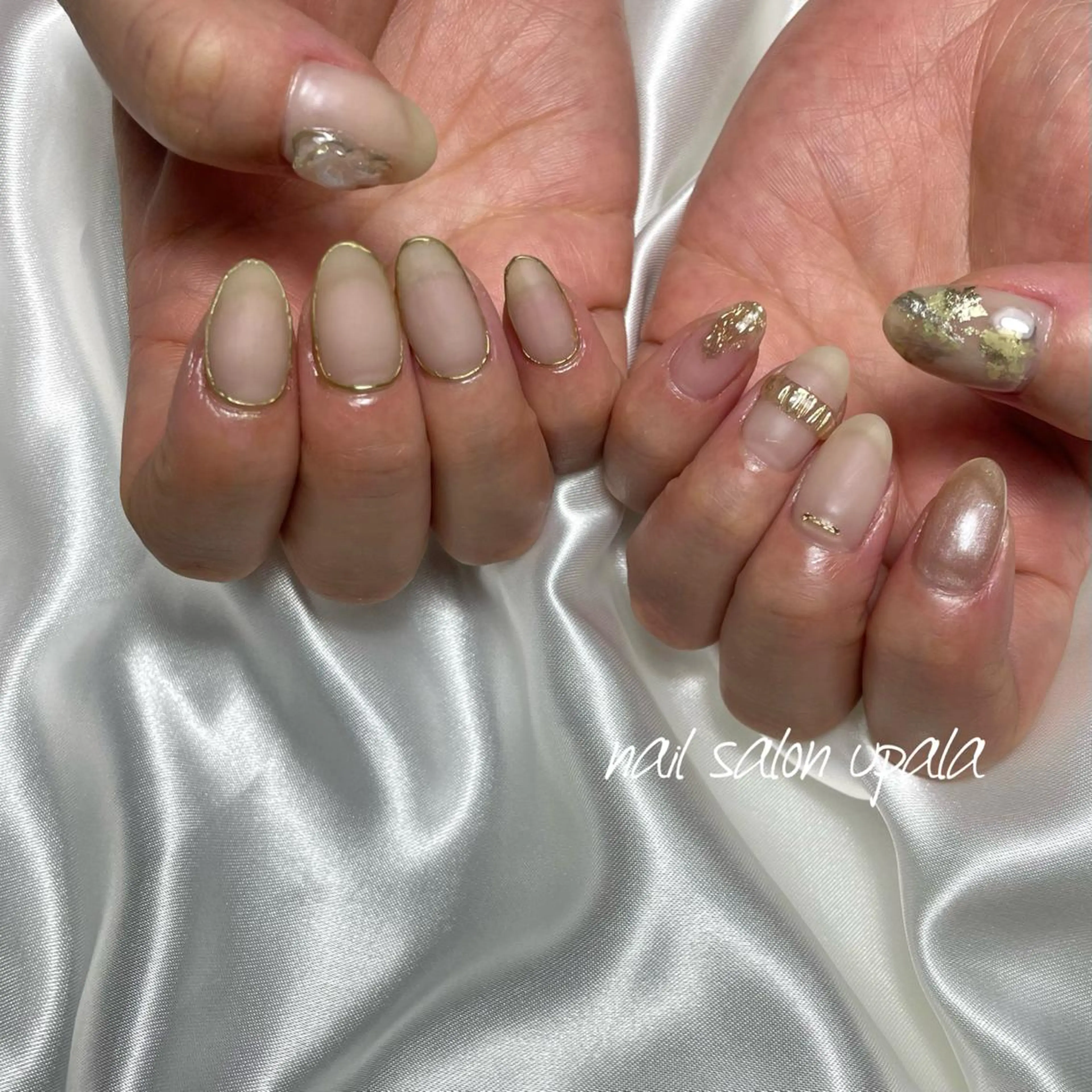 ネイル ゴールド マットネイル ニュアンスネイル 冬ネイル ハンドネイル upala Mayukoのネイルデザイン