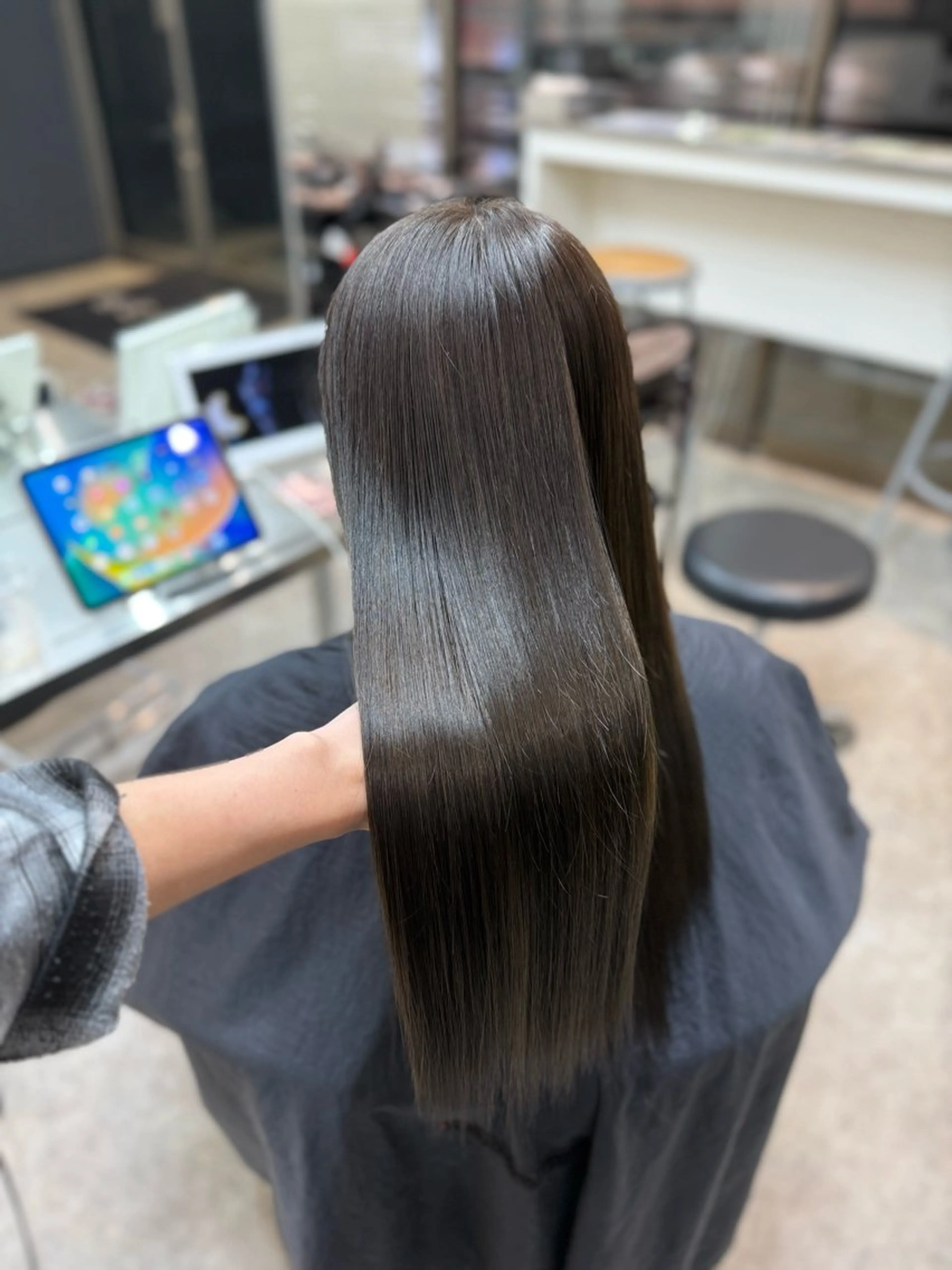 ロング カラー オリーブカラー LIAN Hair&Beauty所属・小林 円香のヘアスタイル