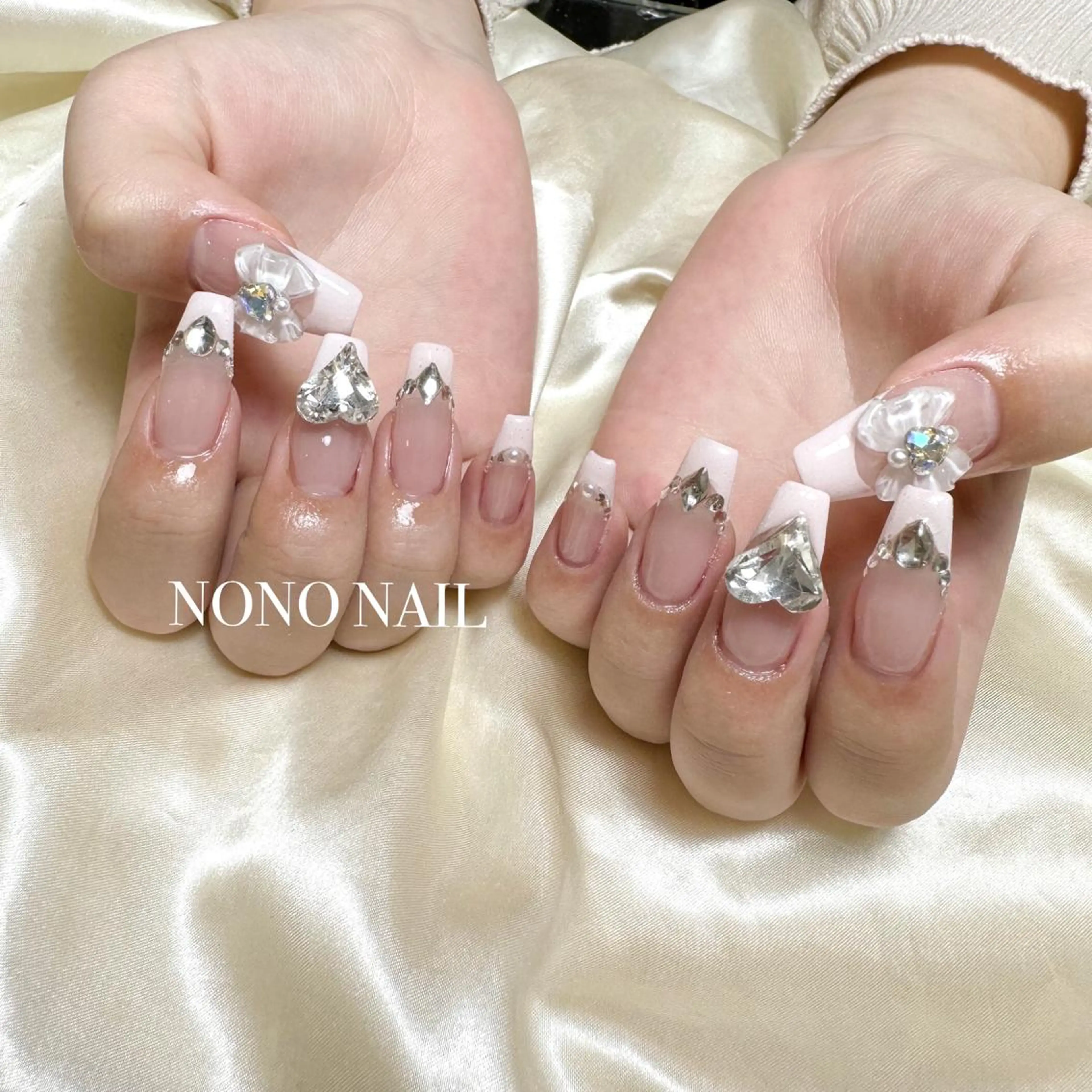 ネイル ブルー チークネイル フラッシュネイル グラデーション ハート ume hairsalon所属・nono/ 熊取ネイルサロンのネイルデザイン