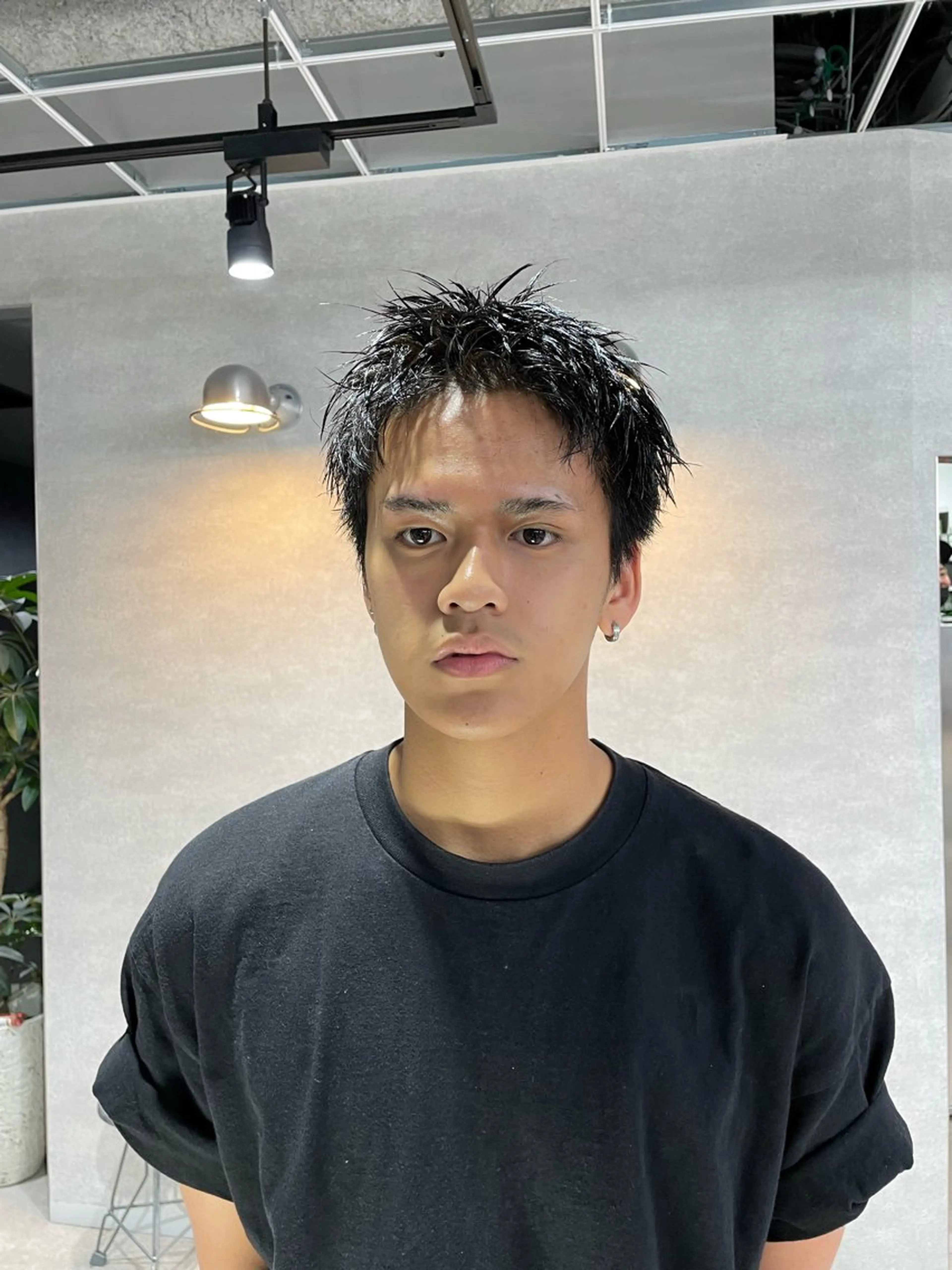 ショート メンズ スパイキーショート ショートヘア カット 垢抜けハイトーン☀／ 笑顔の美容師／しゅんのヘアスタイル