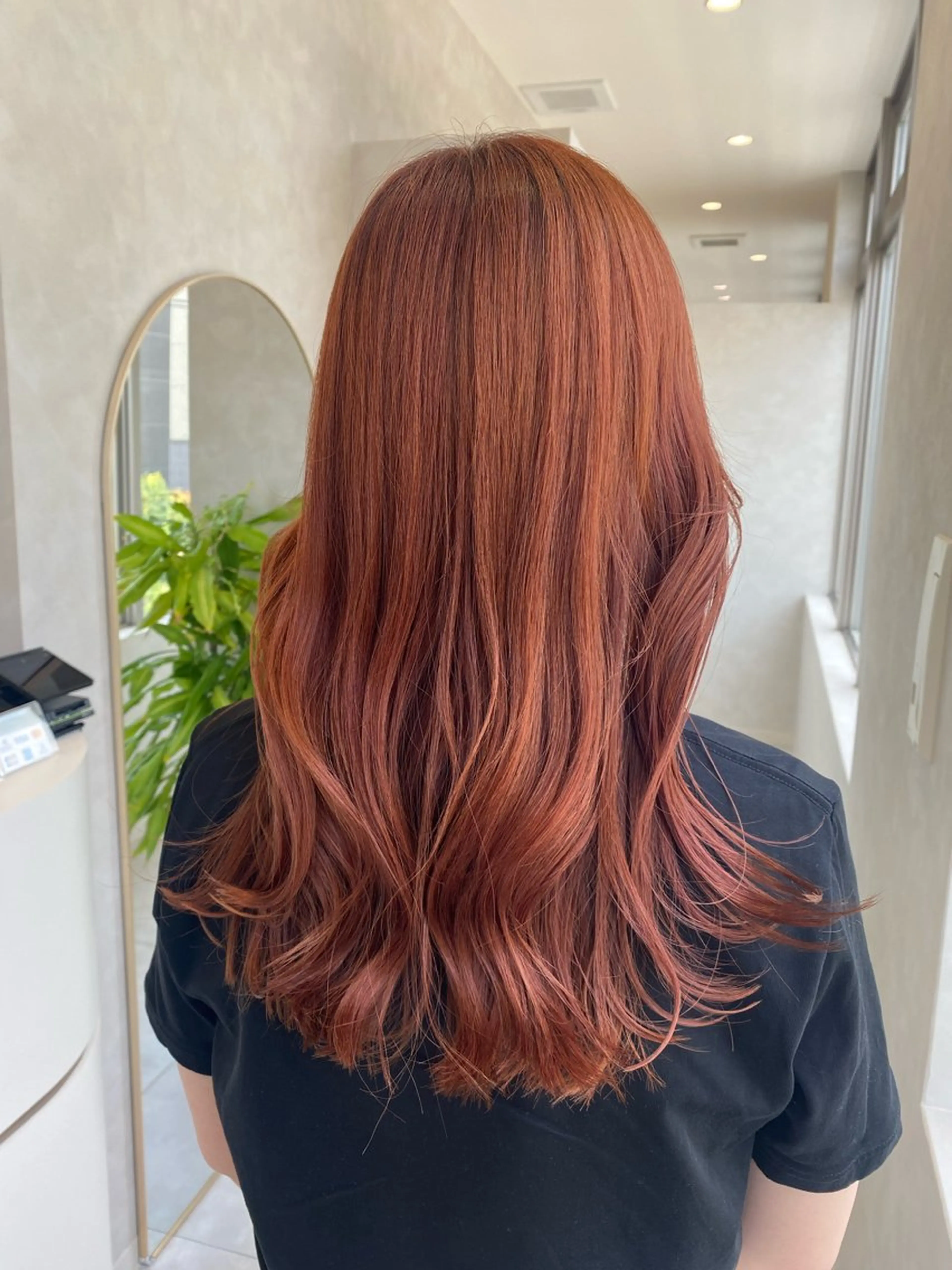 ロング カラー ブラウンカラー オレンジ オレンジブラウン ヘアカラー トリートメント 韓国ヘア・ブリーチ 🩵SHIZUKUのヘアスタイル