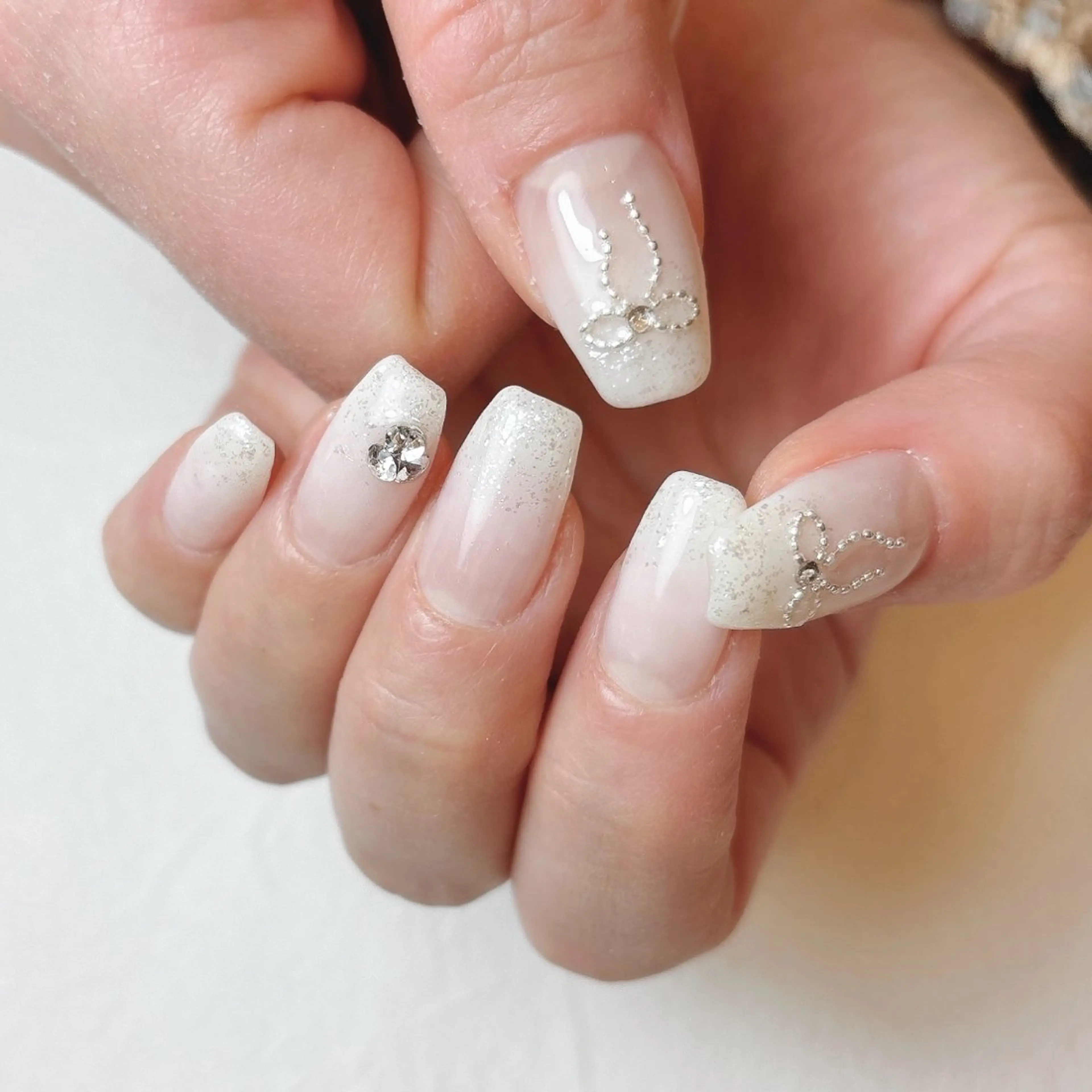 ネイル ハンドネイル Radia bykaonailsのネイルデザイン