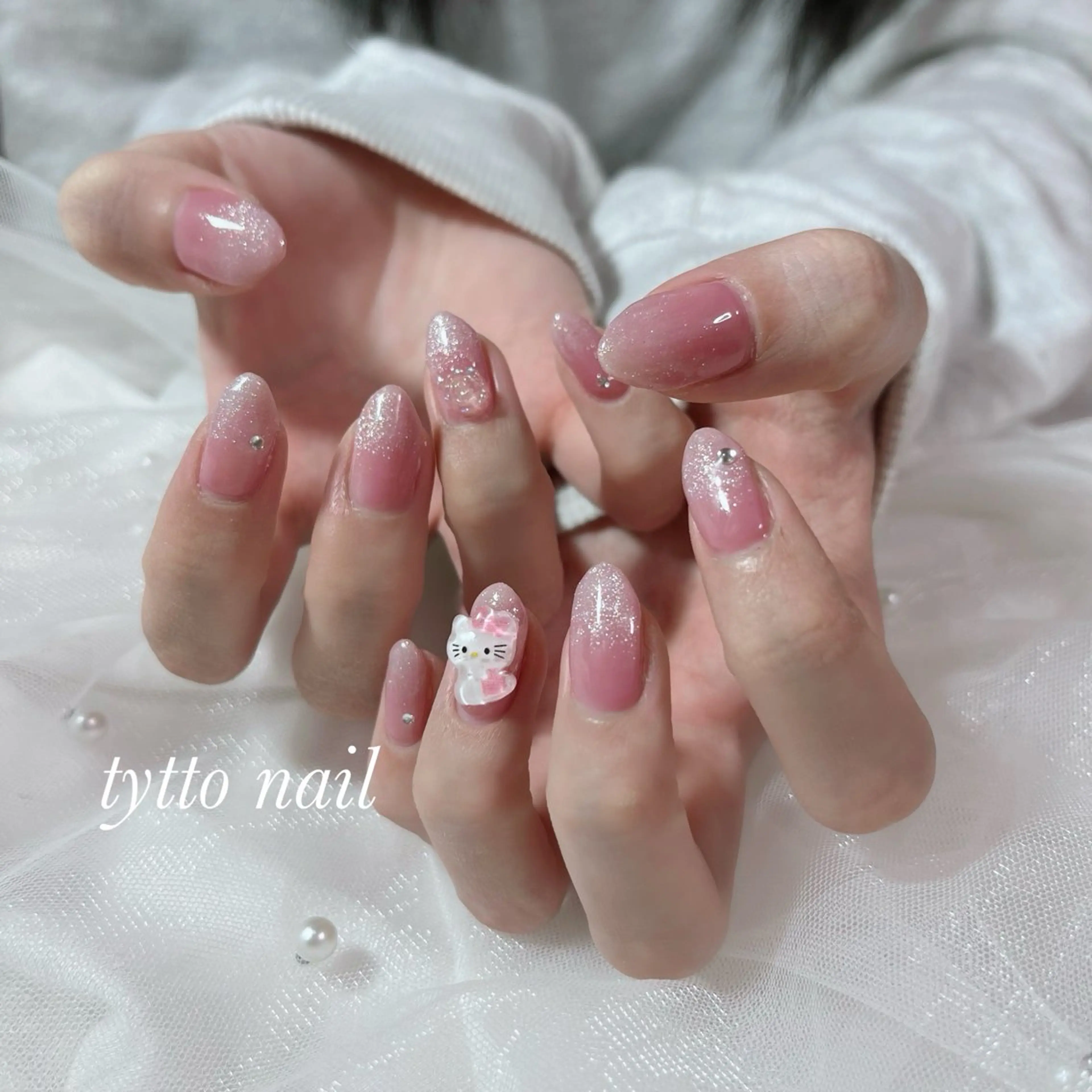 ネイル ガーリー キラキラネイル マグネットネイル ワンカラーネイル ピンク tytto nail ❤︎‪‪eri‪‪のネイルデザイン