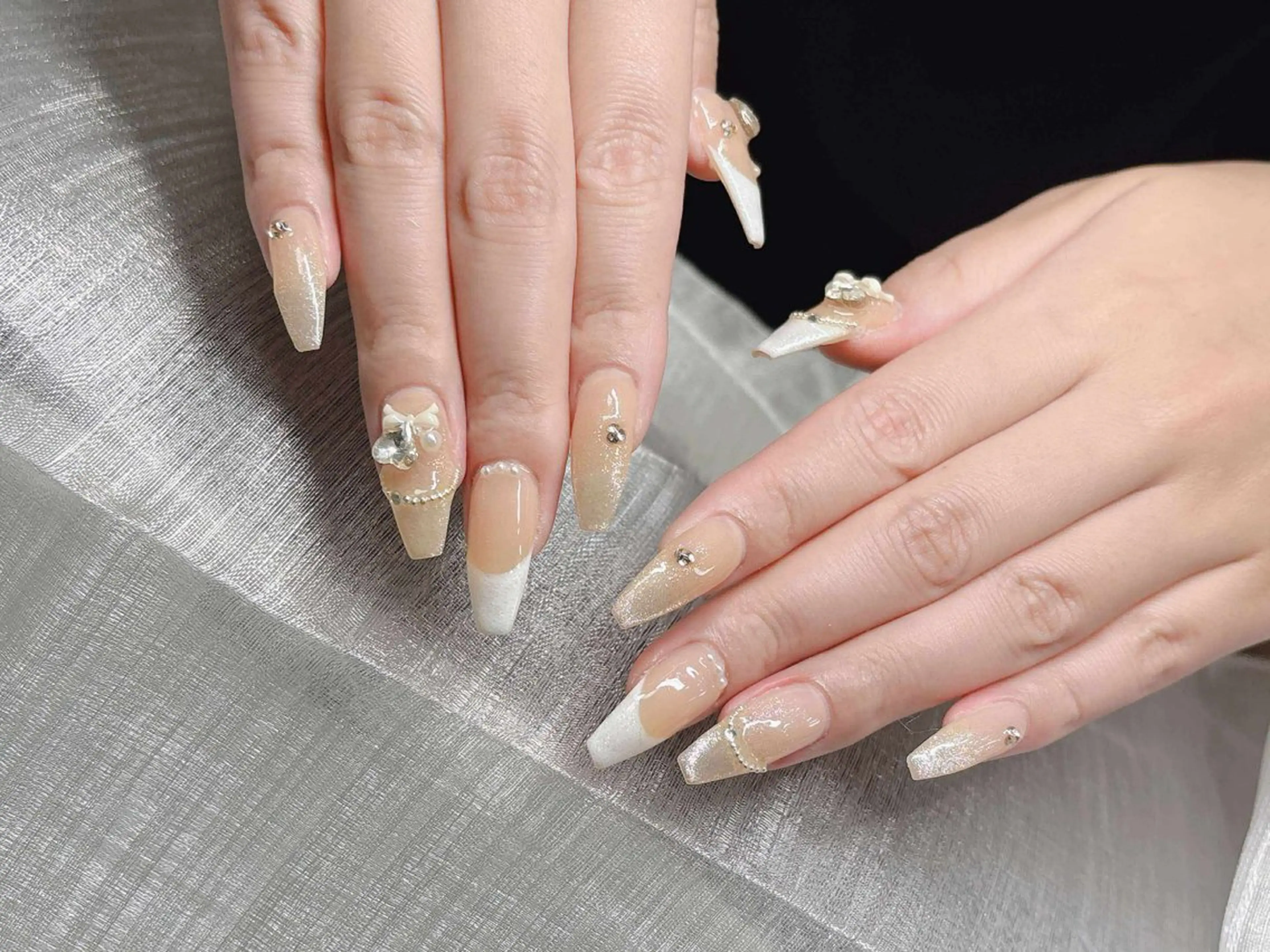 ネイル ハンドネイル Lee Nailsのネイルデザイン