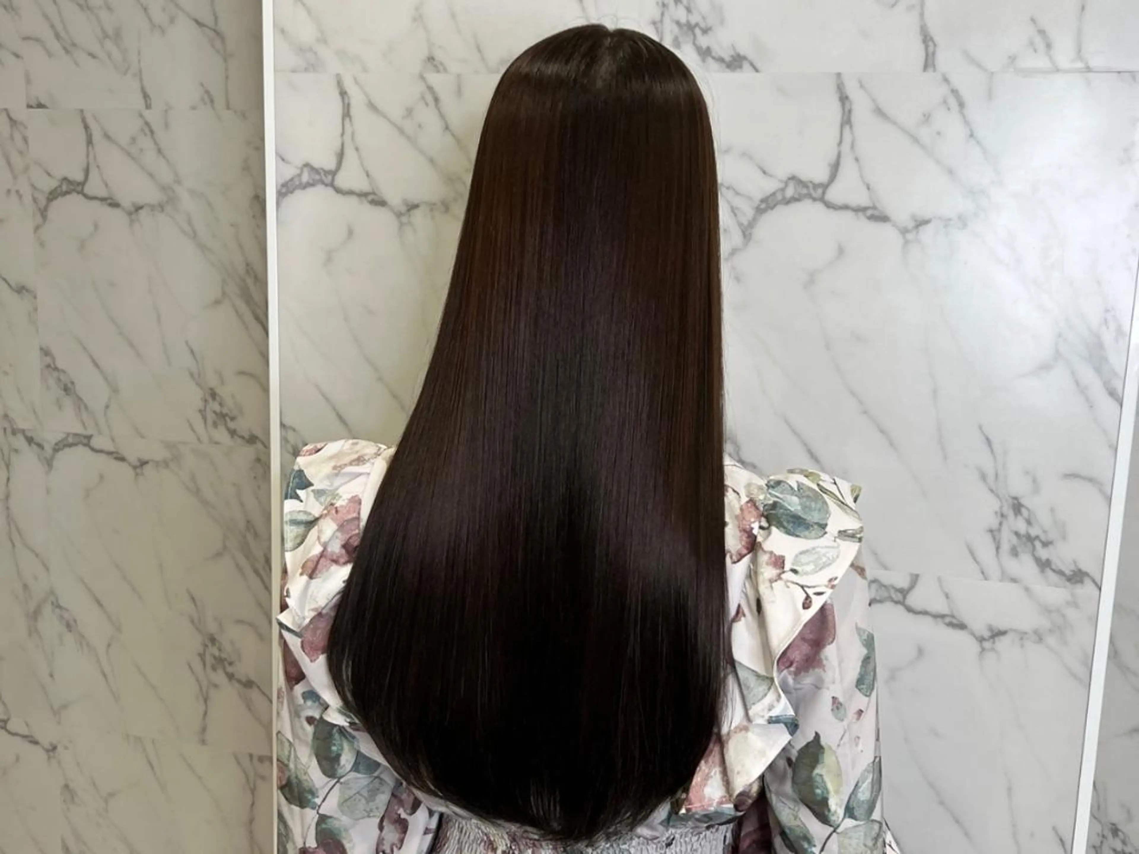 ロング 縮毛矯正 PARIS hair salon所属・秋葉原　柏木絢汰 ✨当日予約okのヘアスタイル