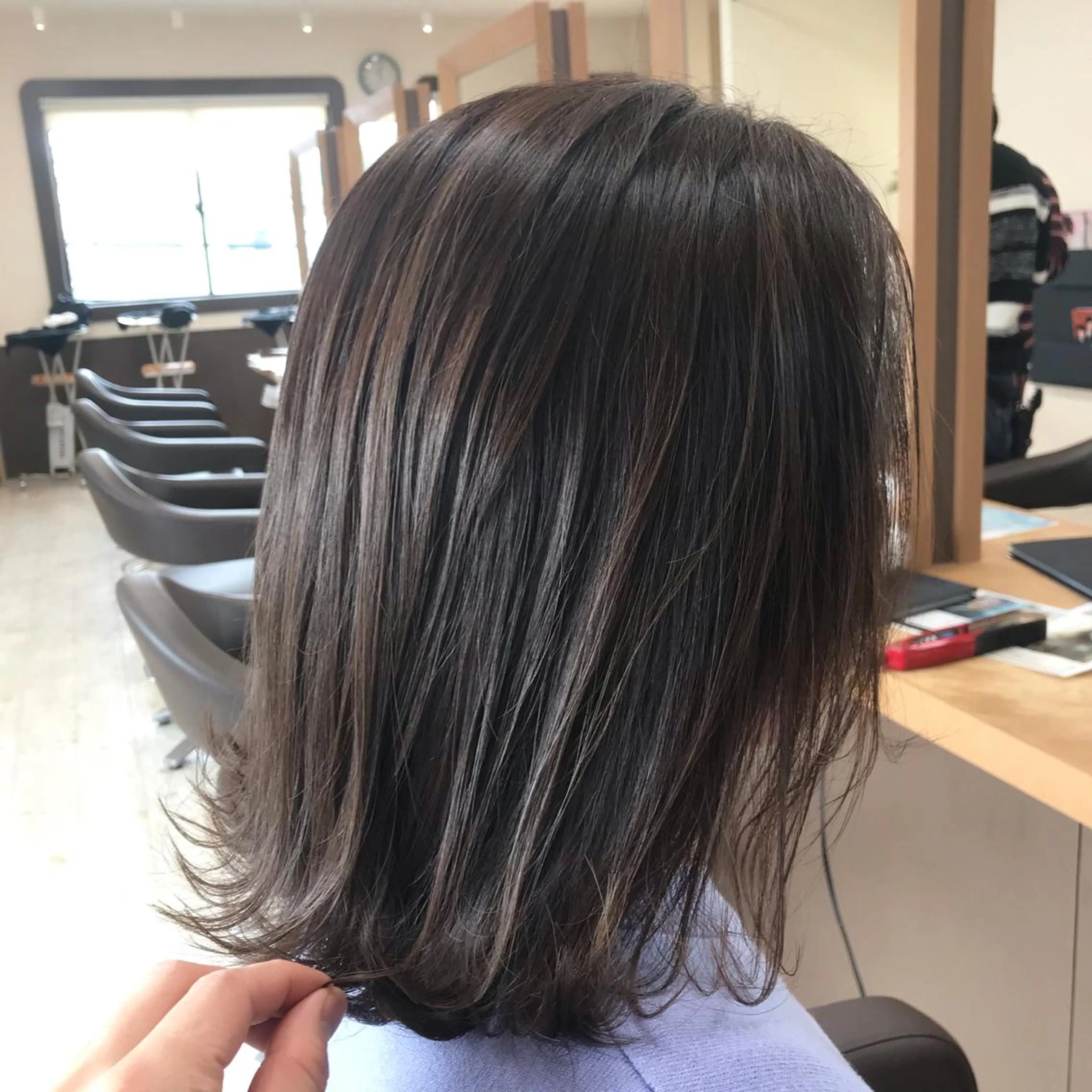 セミロング カラー カット ヘアカラー トリートメント Lien 深井店のヘアスタイル