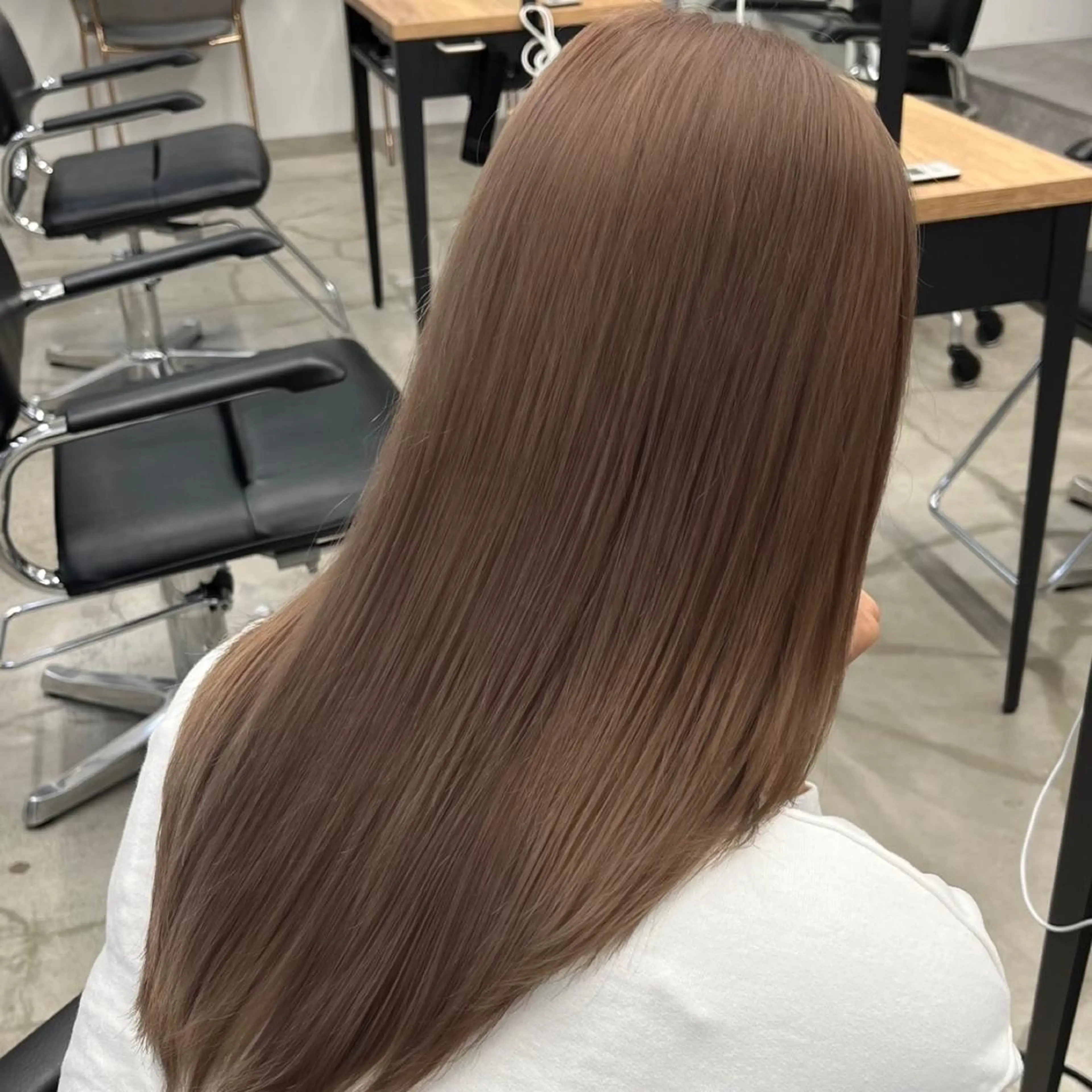 セミロング カラー パーマ ヘアアレンジ 結婚式・ブライダル アッシュ ベージュカラー 黒髪 ブリーチ 韓国ヘア×2way 🇰🇷和知拓郎のヘアスタイル