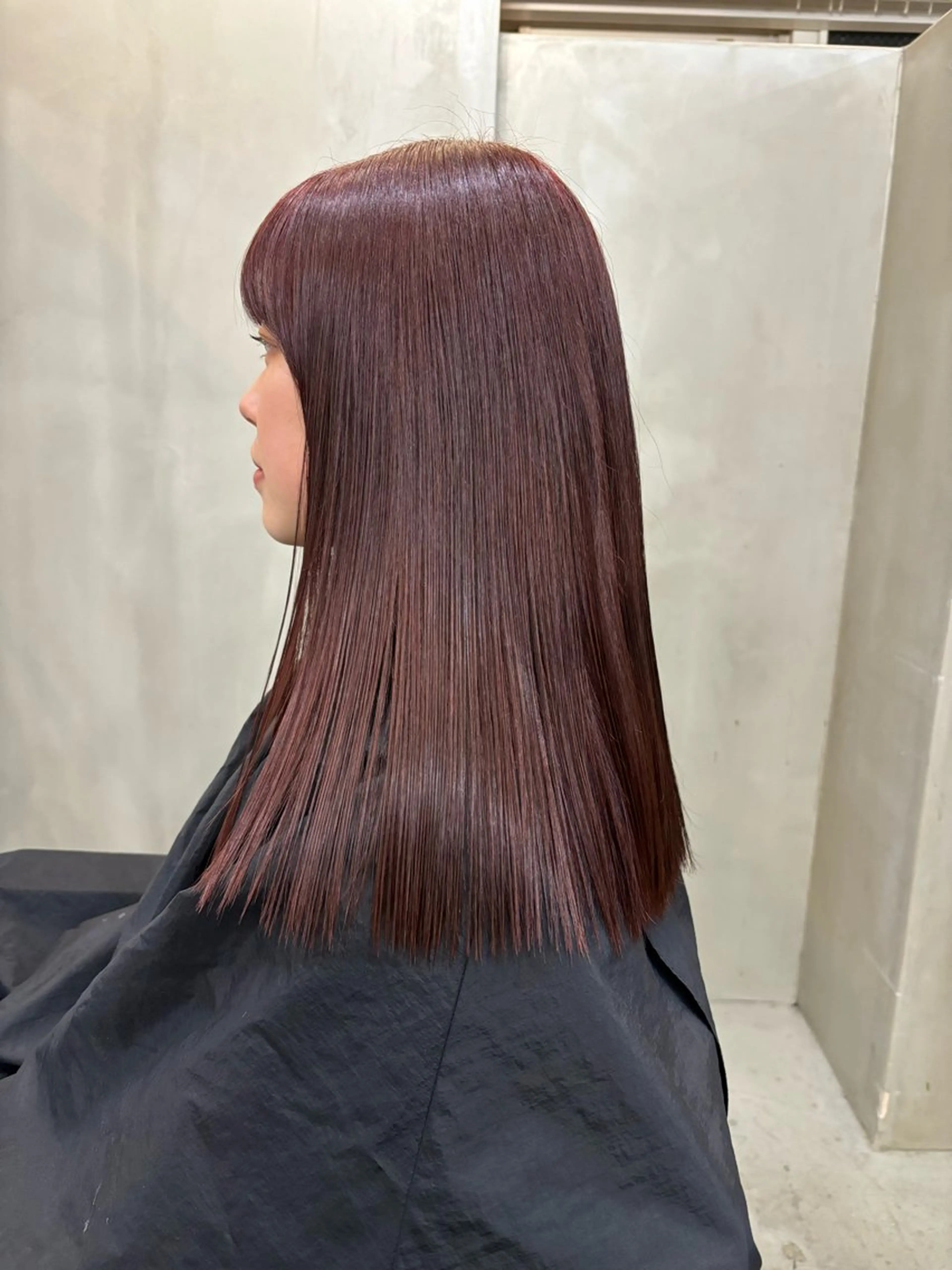 ミディアム カラー ブリーチ ボルドーカラー ダブルカラー ブリーチなしカラー ヘアカラー VOYAGE所属・中園 康のヘアスタイル