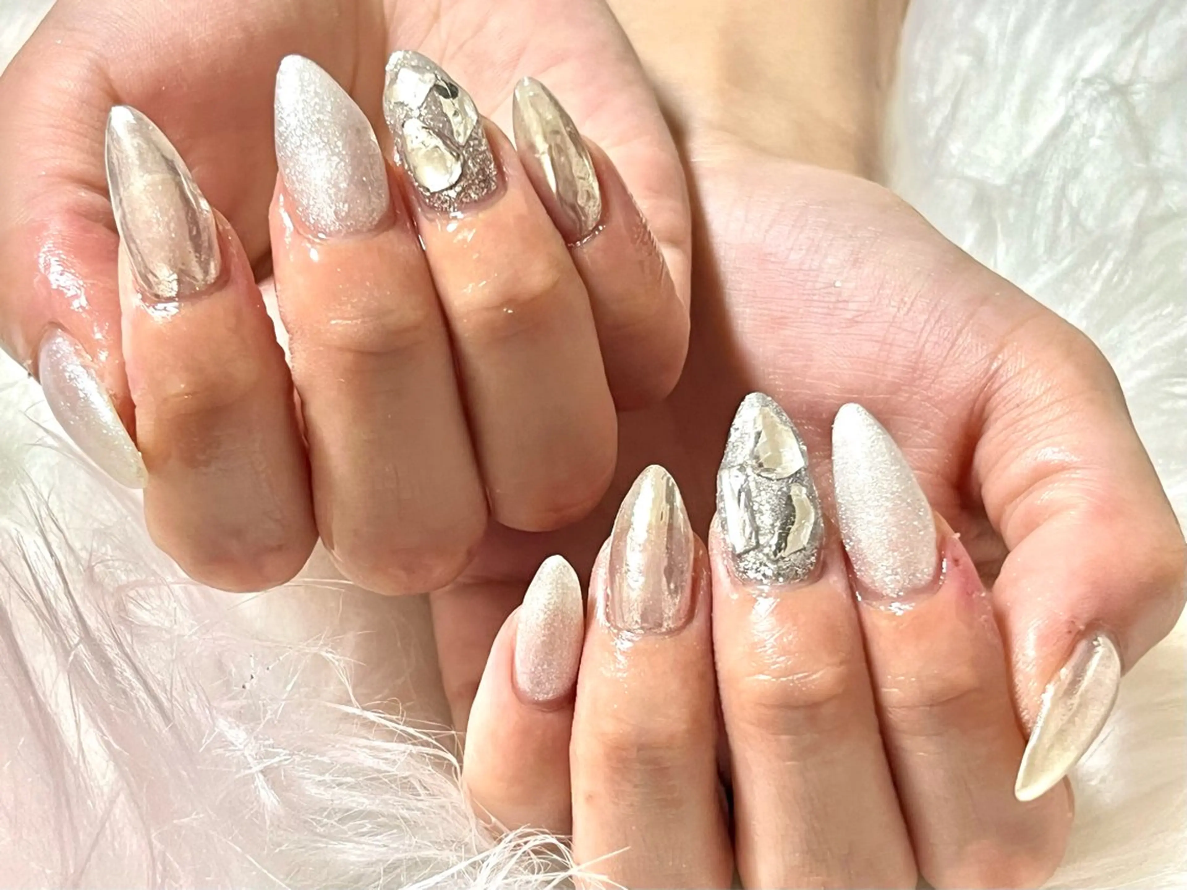 ネイル hohomi .のネイルデザイン