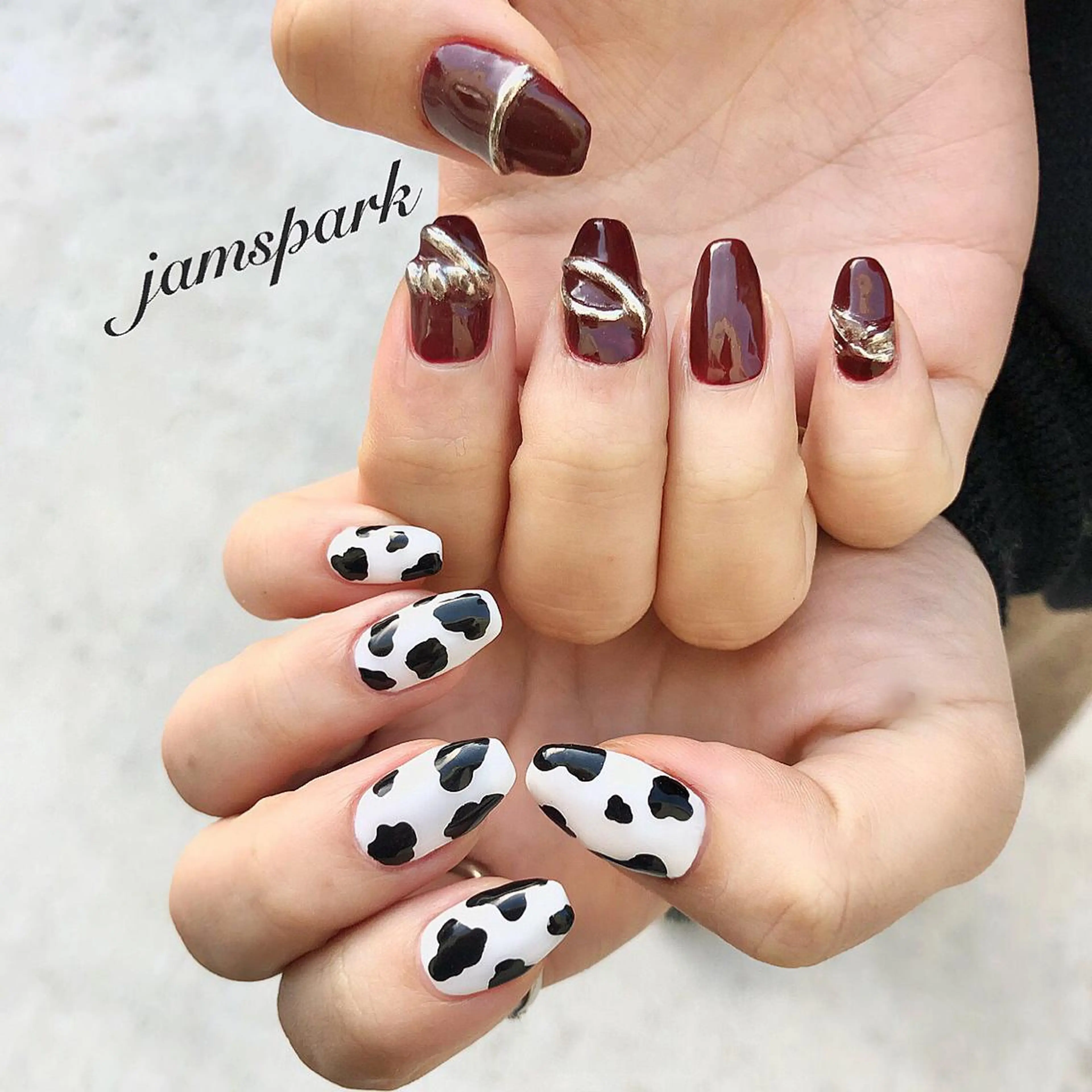 ネイル 成人式 おそろいネイル ミラーネイル ニュアンスネイル 冬ネイル ハンドネイル jamspark ✨のネイルデザイン