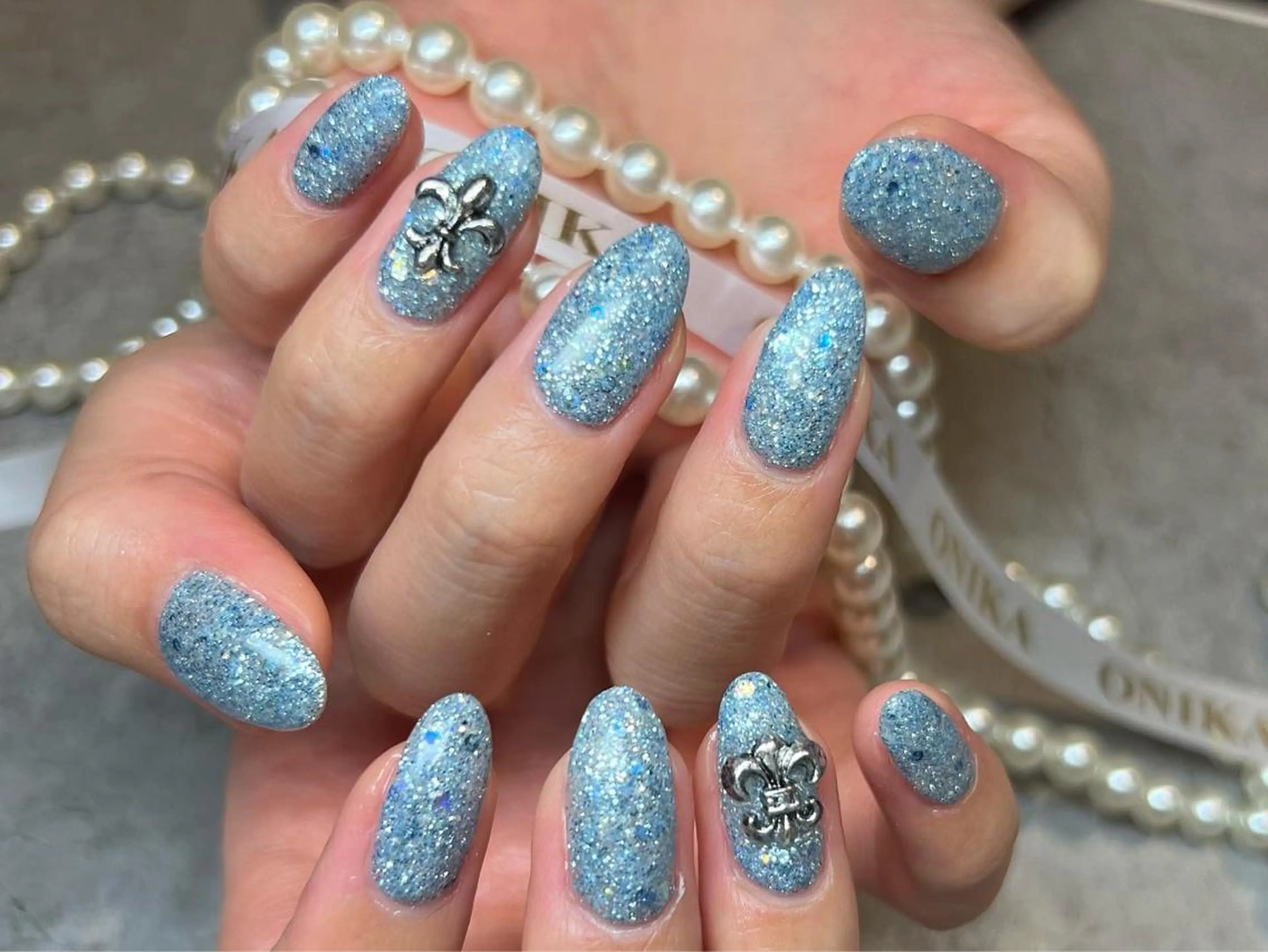 ミディアム ONIKA Nail 青山通り店所属・ONIKA Nail 表参道A4🦋2分のネイルデザイン