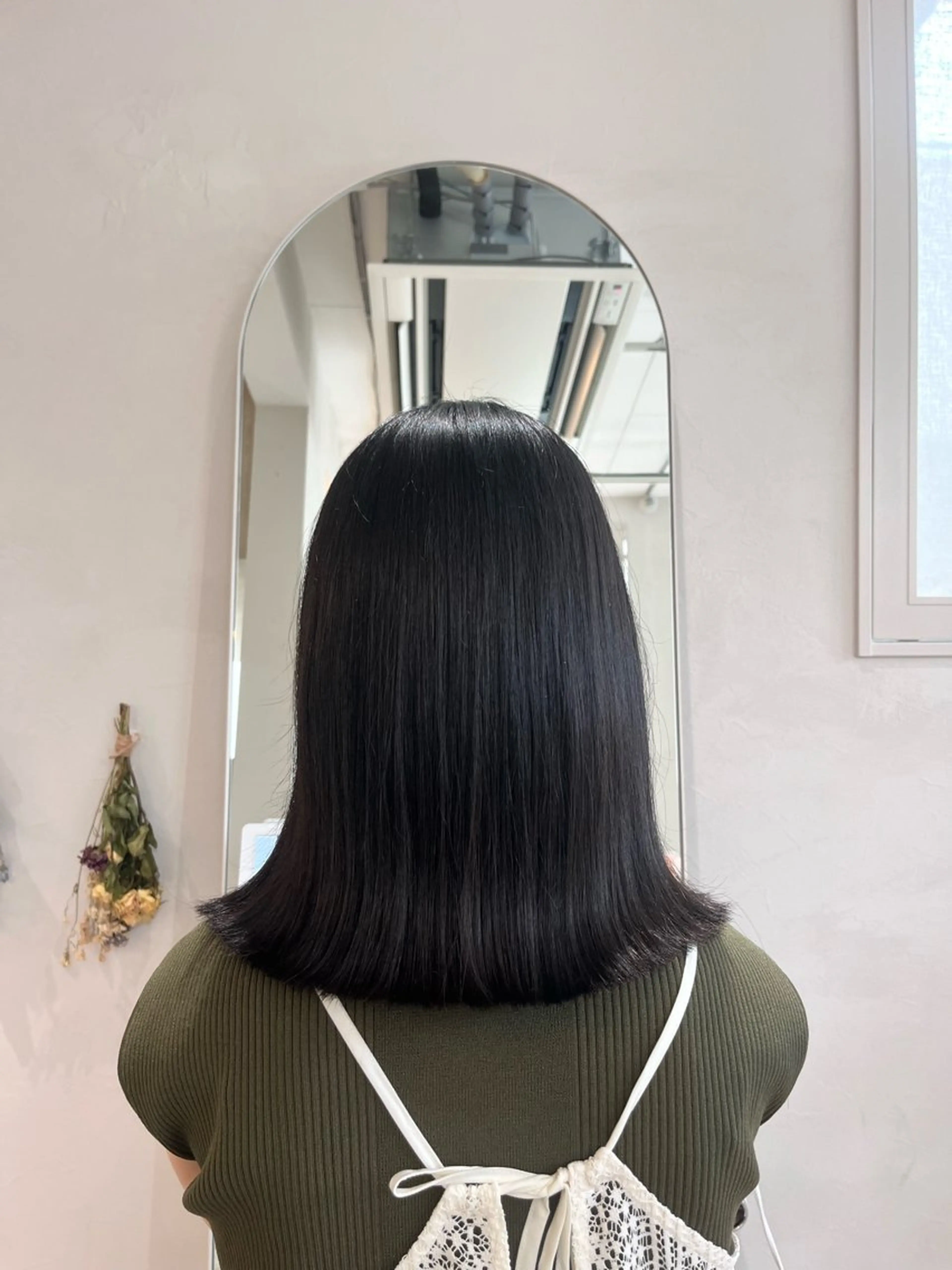 セミロング カラー 酸性ストレート 暖色カラー／ ヘアセット🌛櫻井舞のヘアスタイル