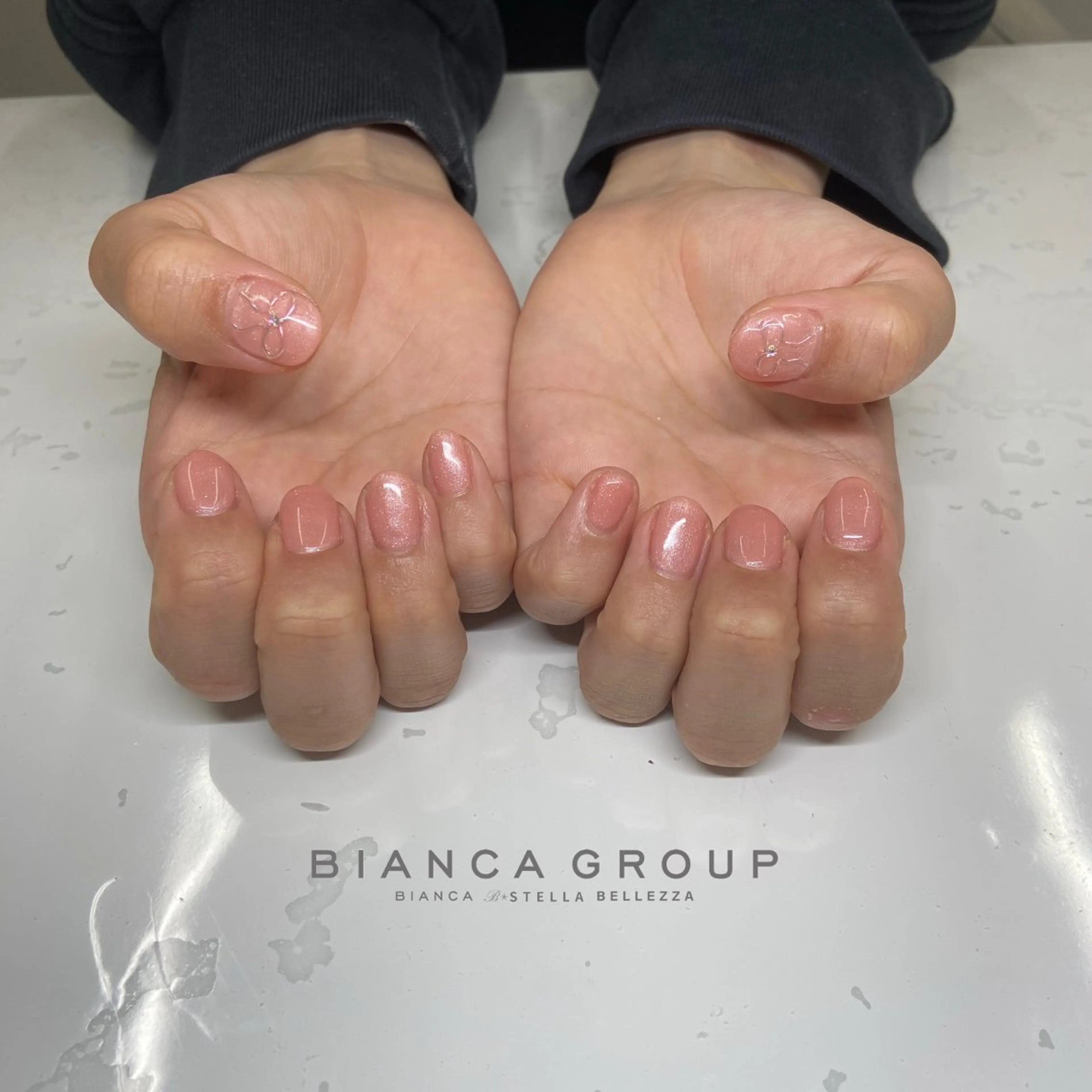 ネイル ハンドネイル Bianca 若松 颯菜のネイルデザイン
