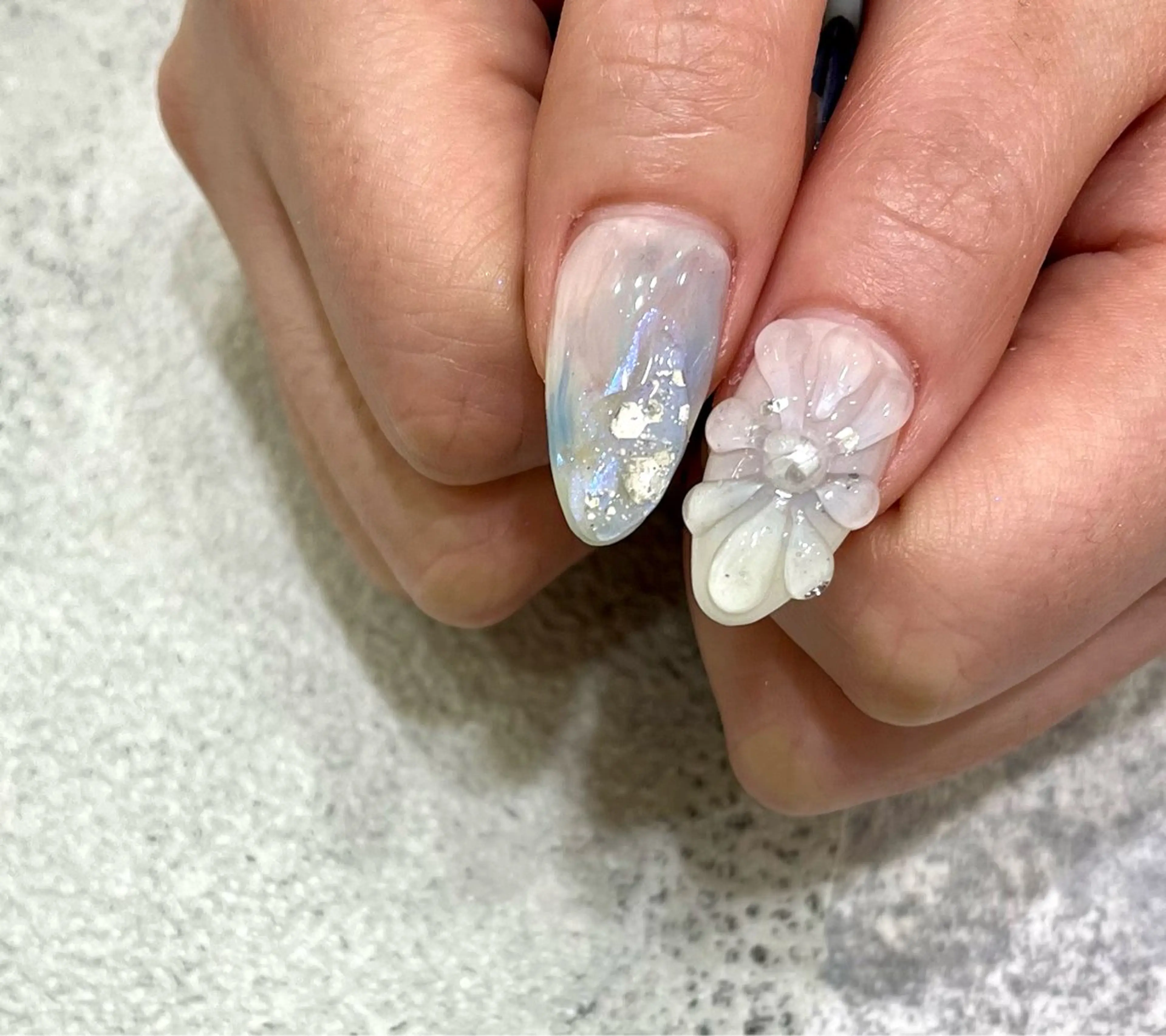ネイル ぷっくりネイル 岩瀬 凜のネイルデザイン