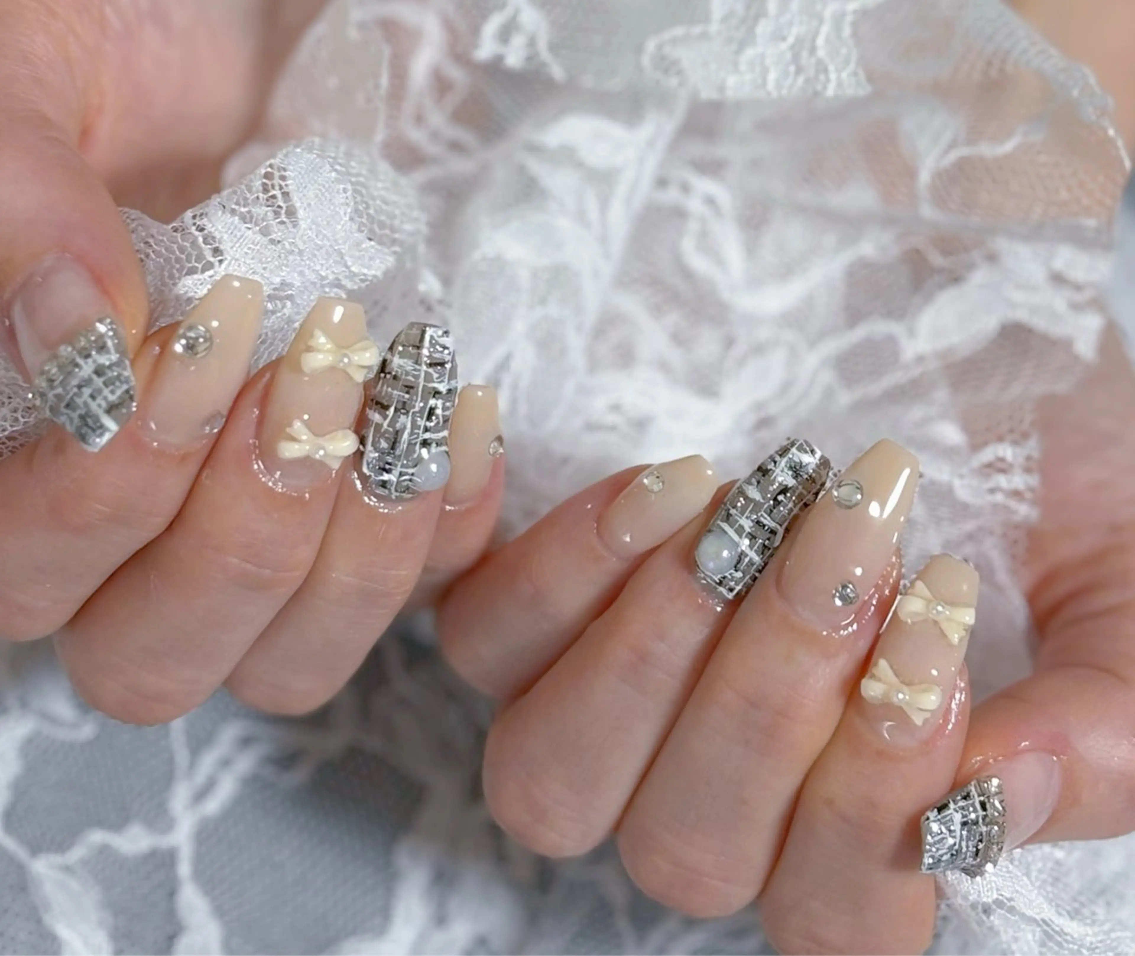 ネイル リボン ツイードネイル ワンホンネイル 自宅サロン mArsのネイルデザイン