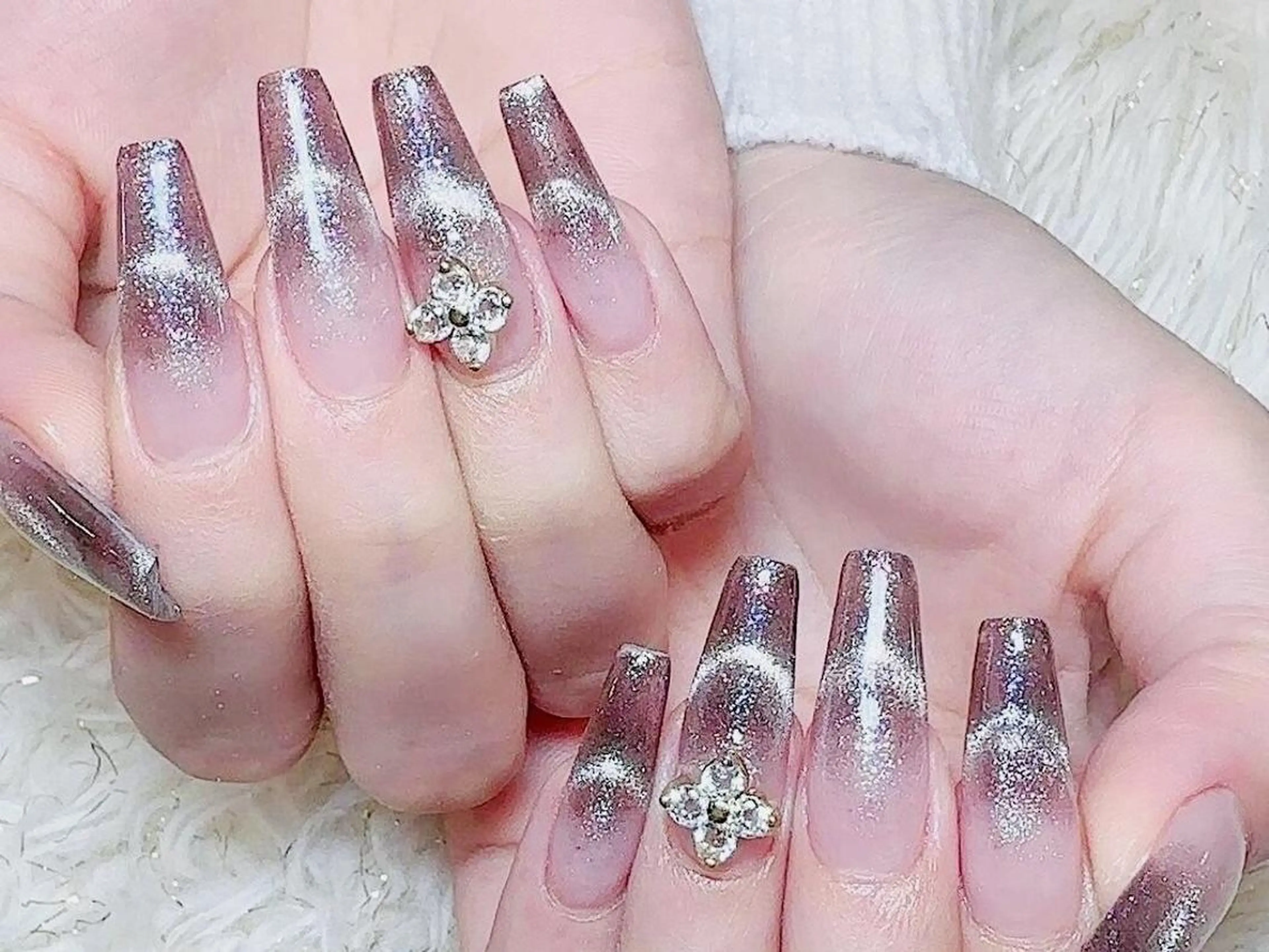 ネイル Salute本店 森崎友紀恵のネイルデザイン