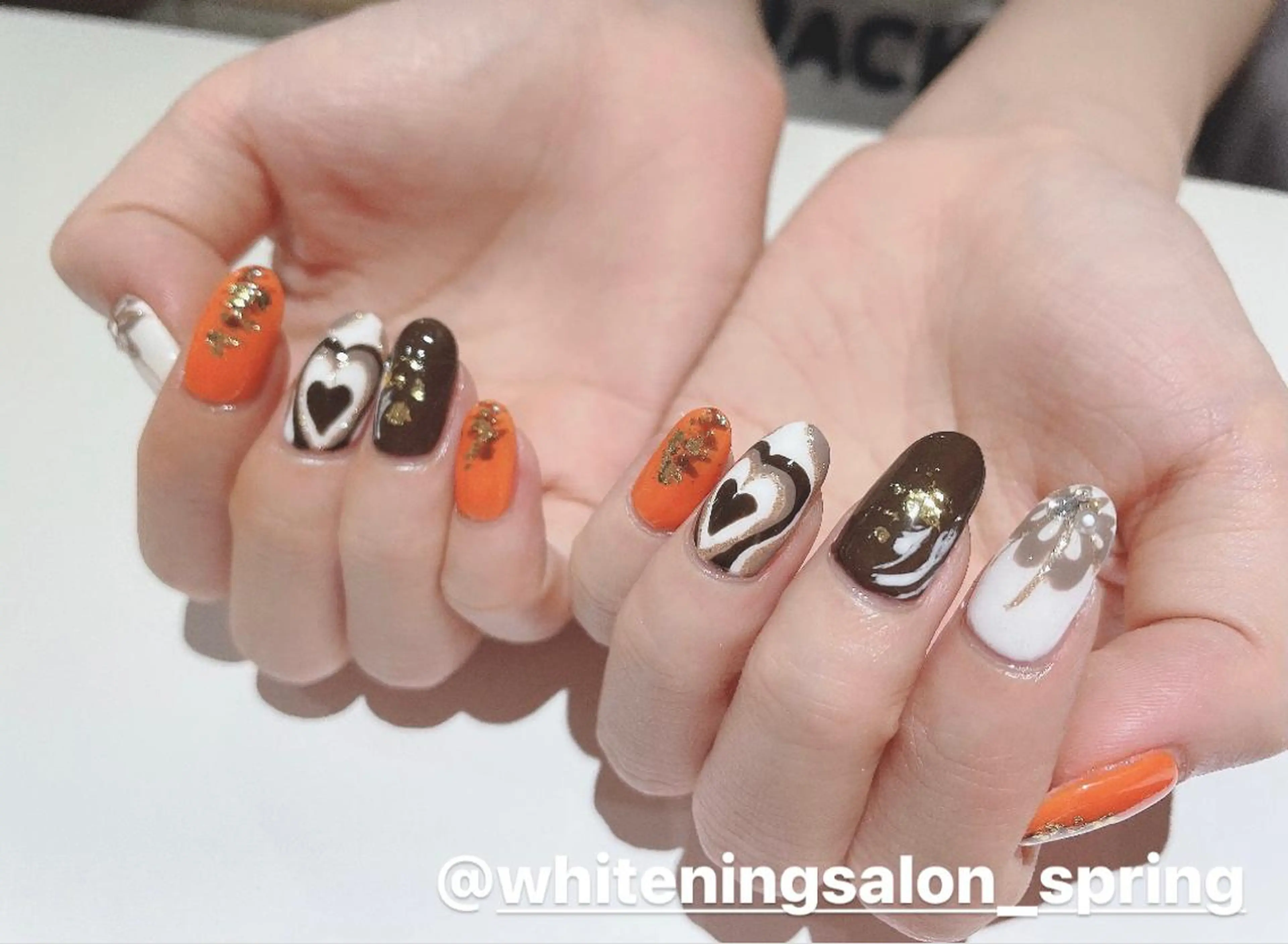 ネイル バレンタイン Nakao Hitomiのネイルデザイン