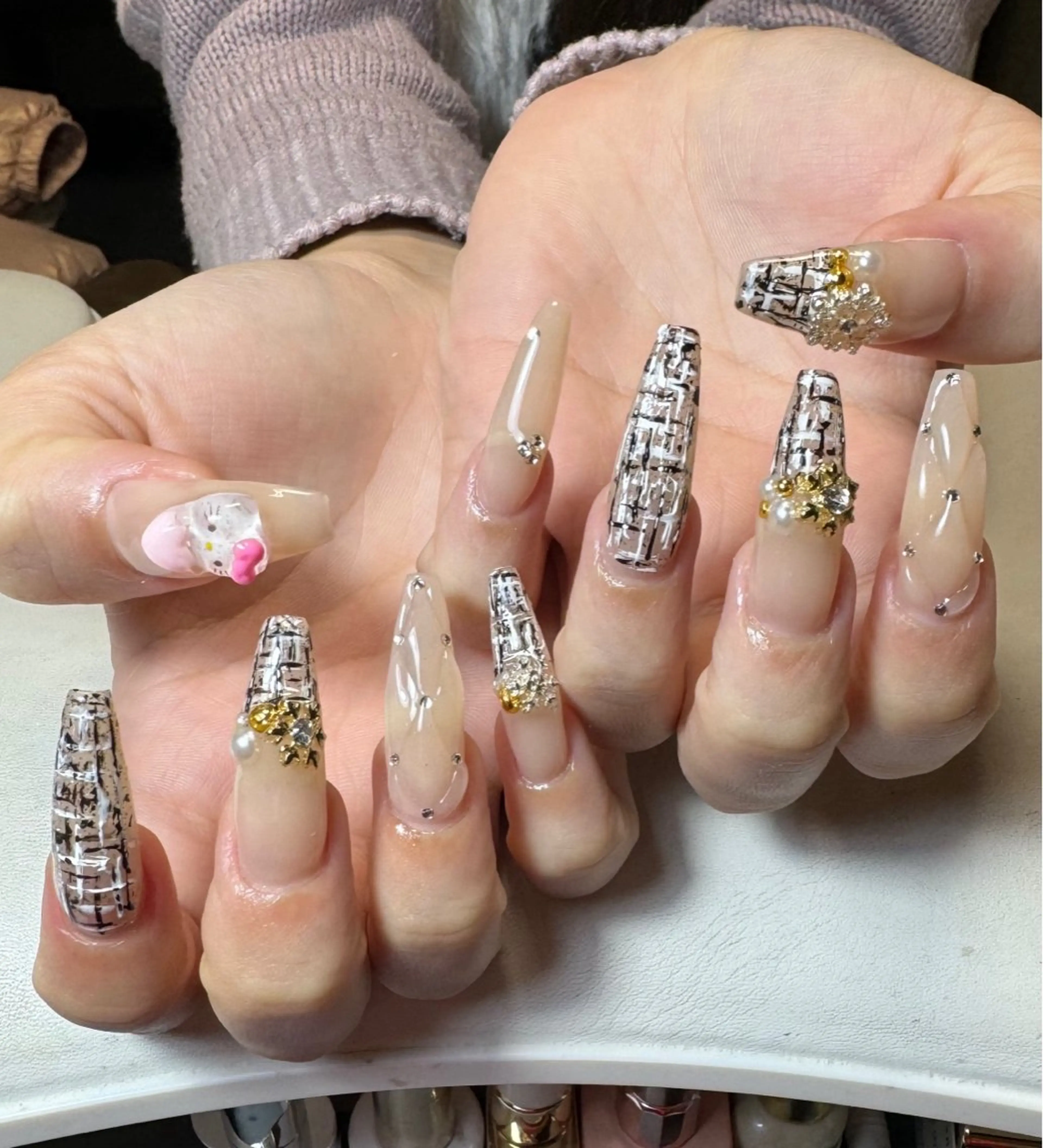 ネイル ハンドネイル ain nailのネイルデザイン
