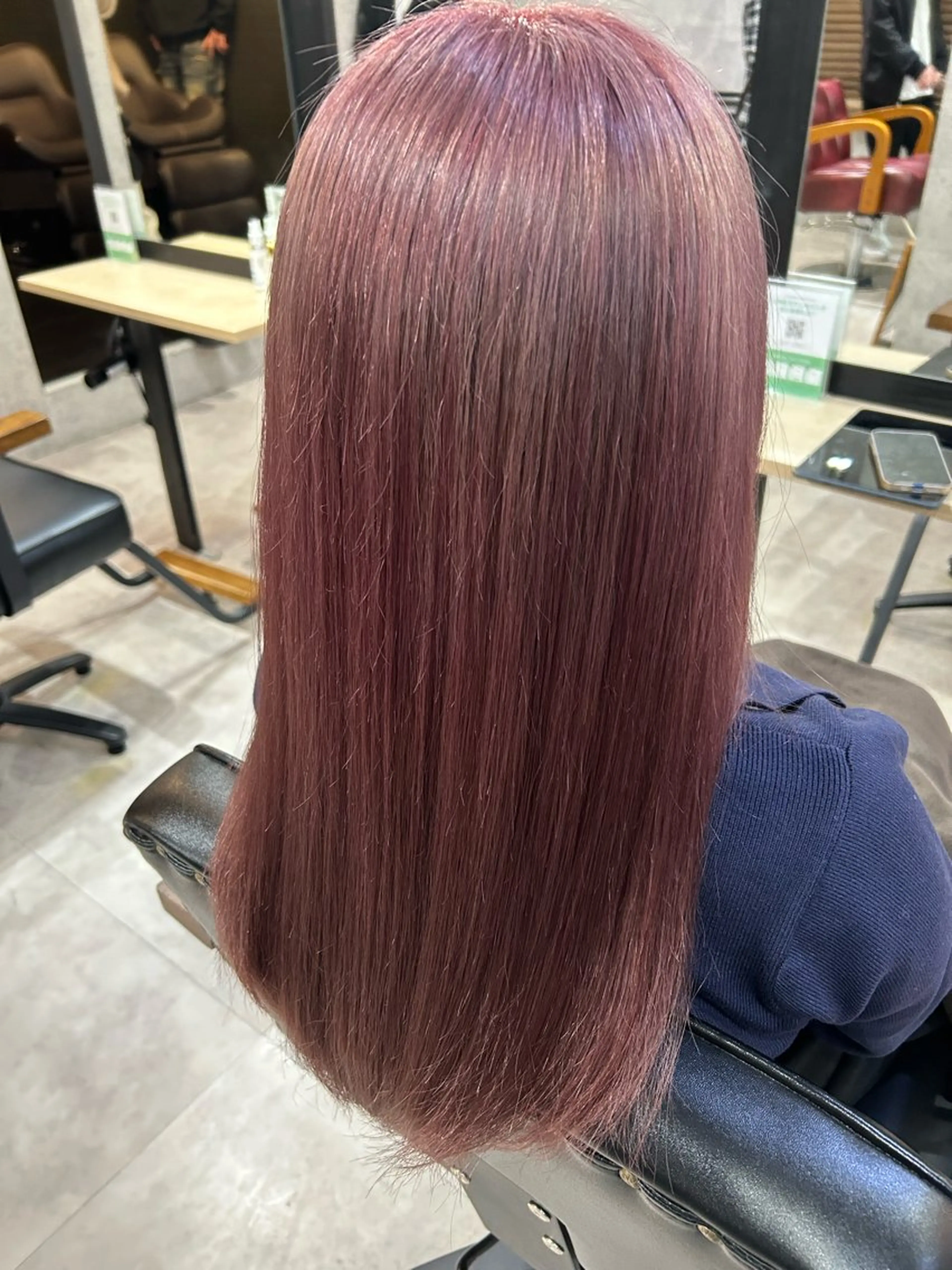 ロング カラー オリーブ・赤み消し 💚MAKOTO💚のヘアスタイル