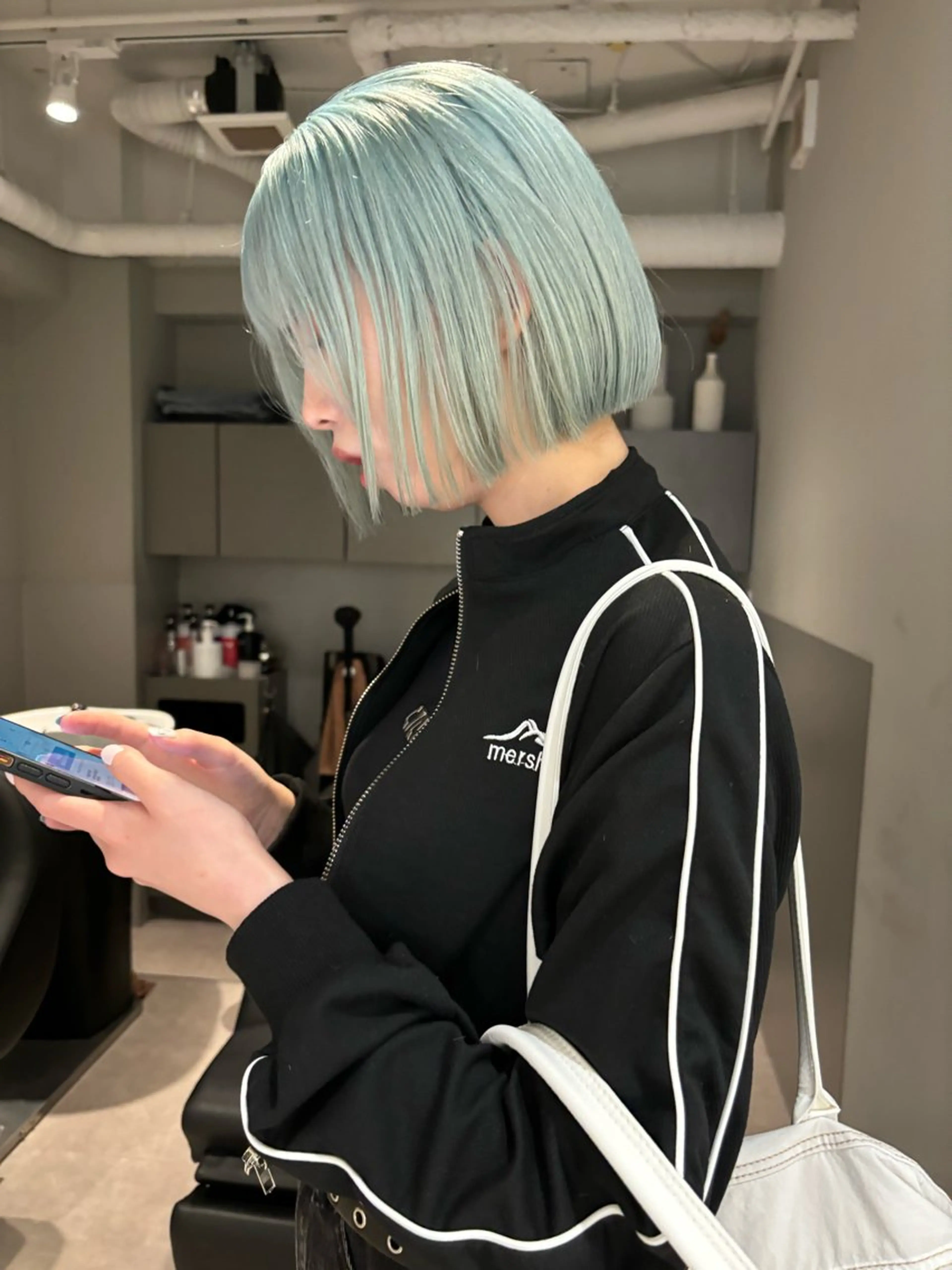 ショート カラー カット ヘアカラー ハイトーン/ ボブ 中村麟のヘアスタイル