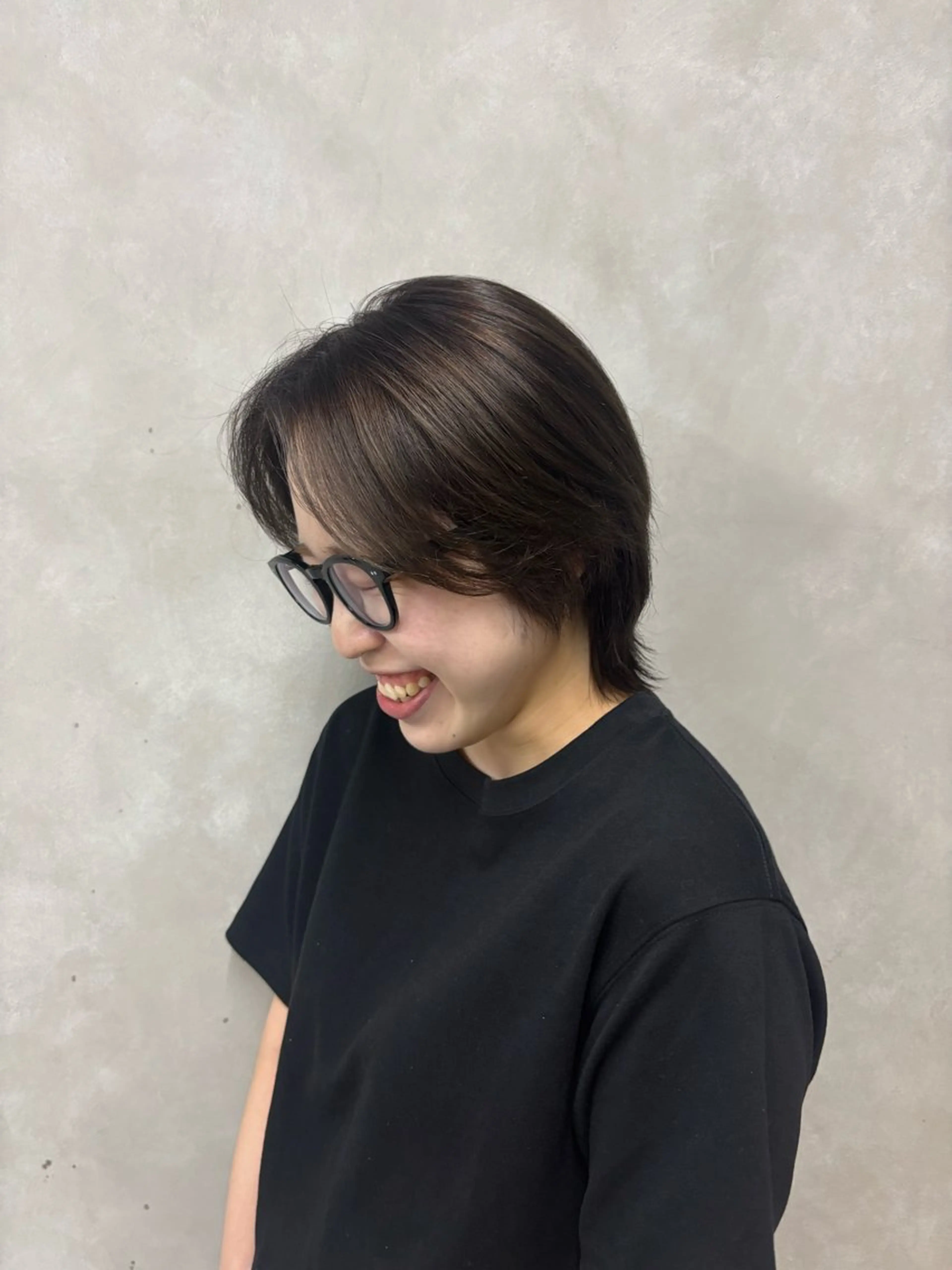 ショート カラー ブリーチ ブラウンカラー 川瀬 加奈のヘアスタイル
