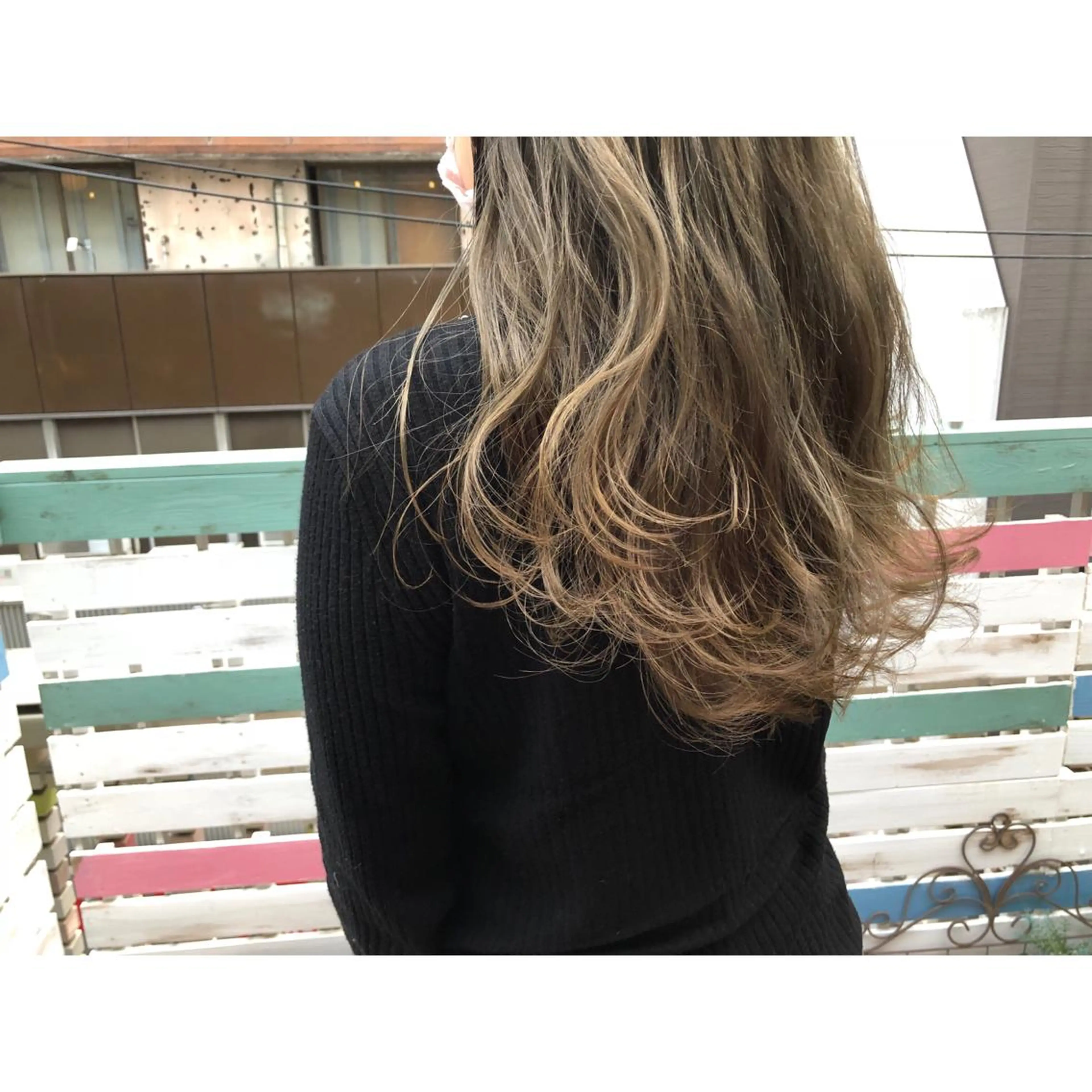 ロング カラー パーマ ヘアアレンジ 藤井 菜緒のヘアスタイル