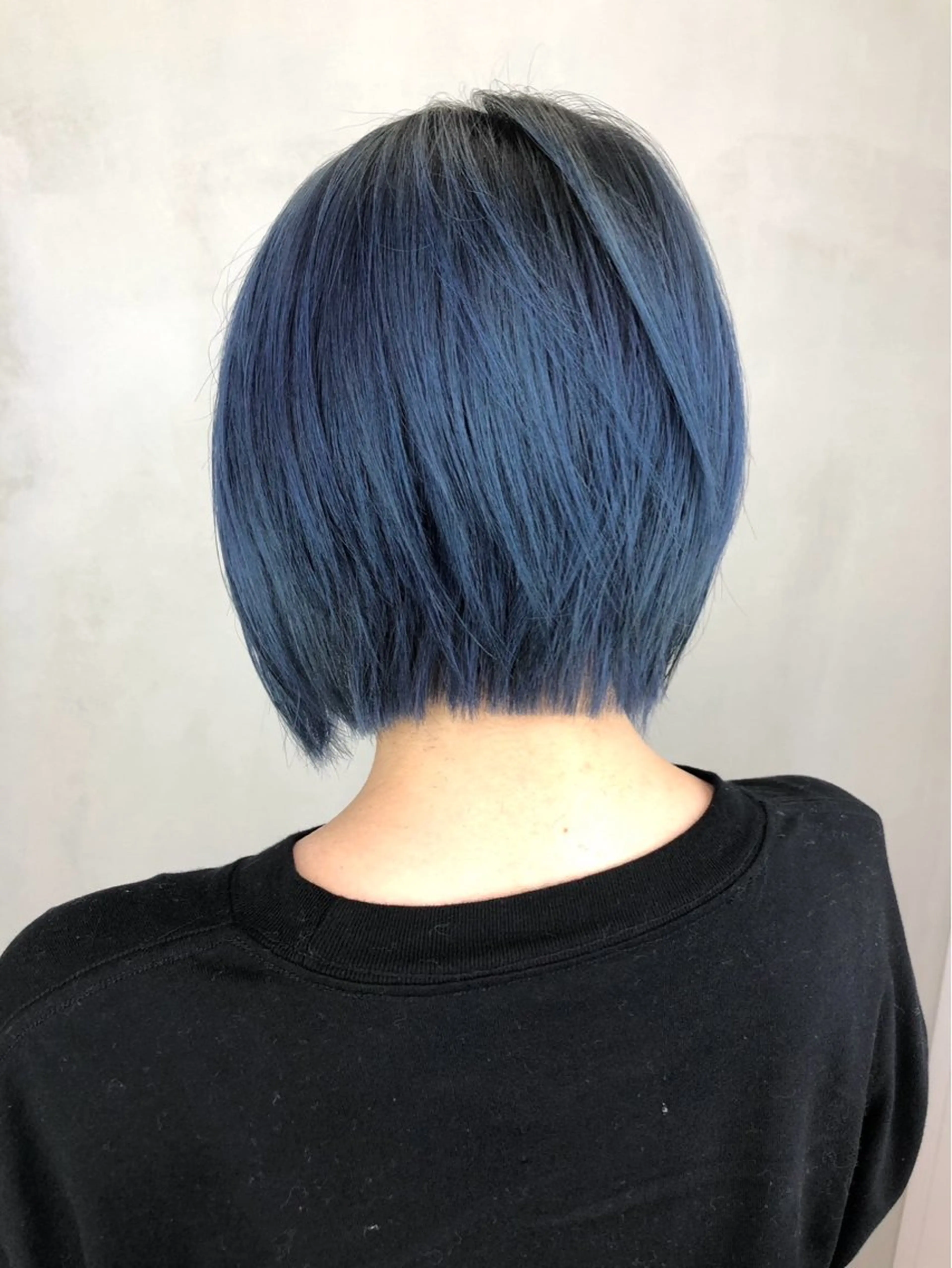 ショート カラー 渡部 愛里のヘアスタイル