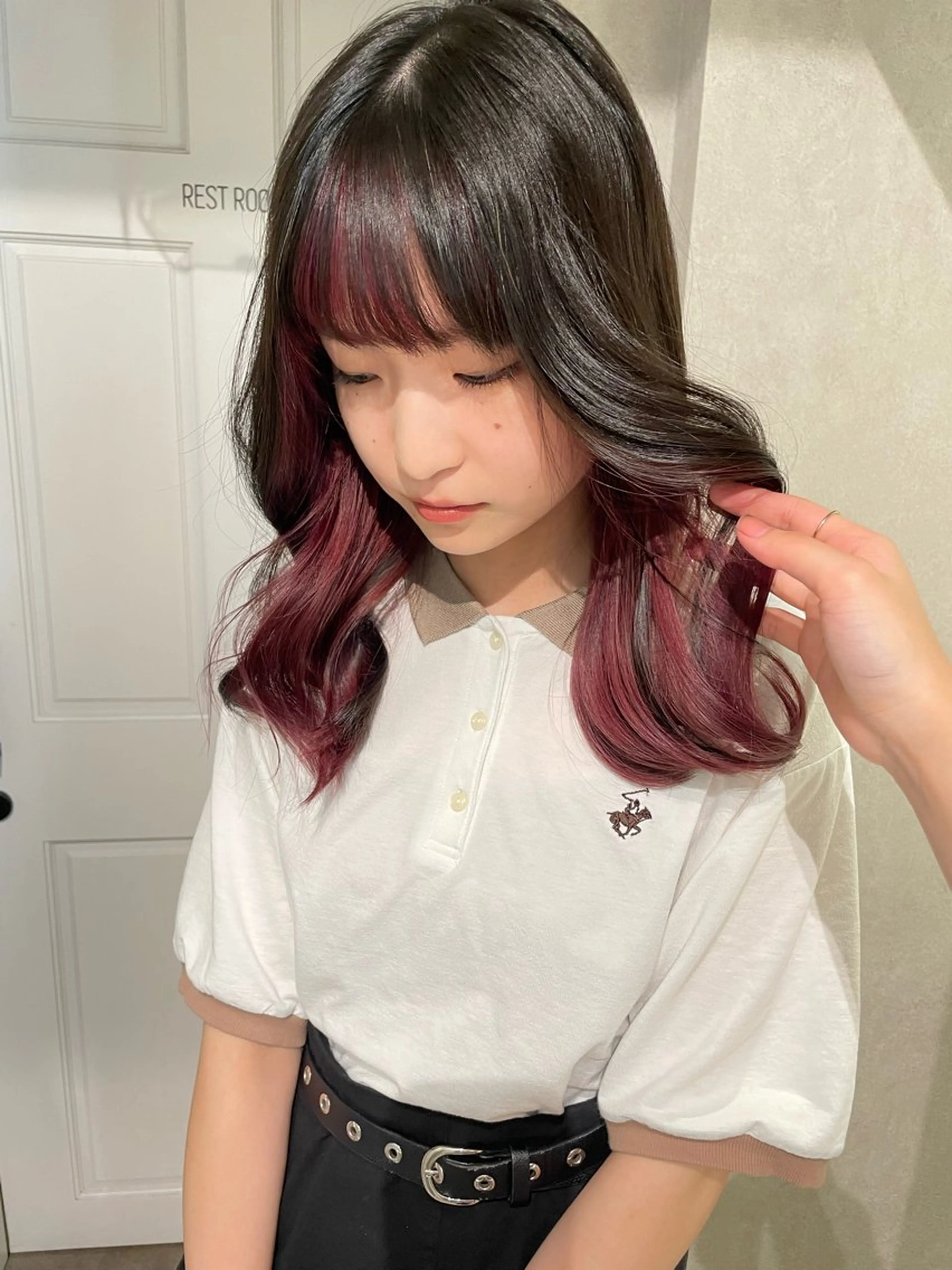 セミロング カラー ミストバング ブリーチ ケアブリーチ  フェイスフレーミング ラベンダーカラー ヘアカラー ナチュラル透明感🌱 小山美樹子のヘアスタイル