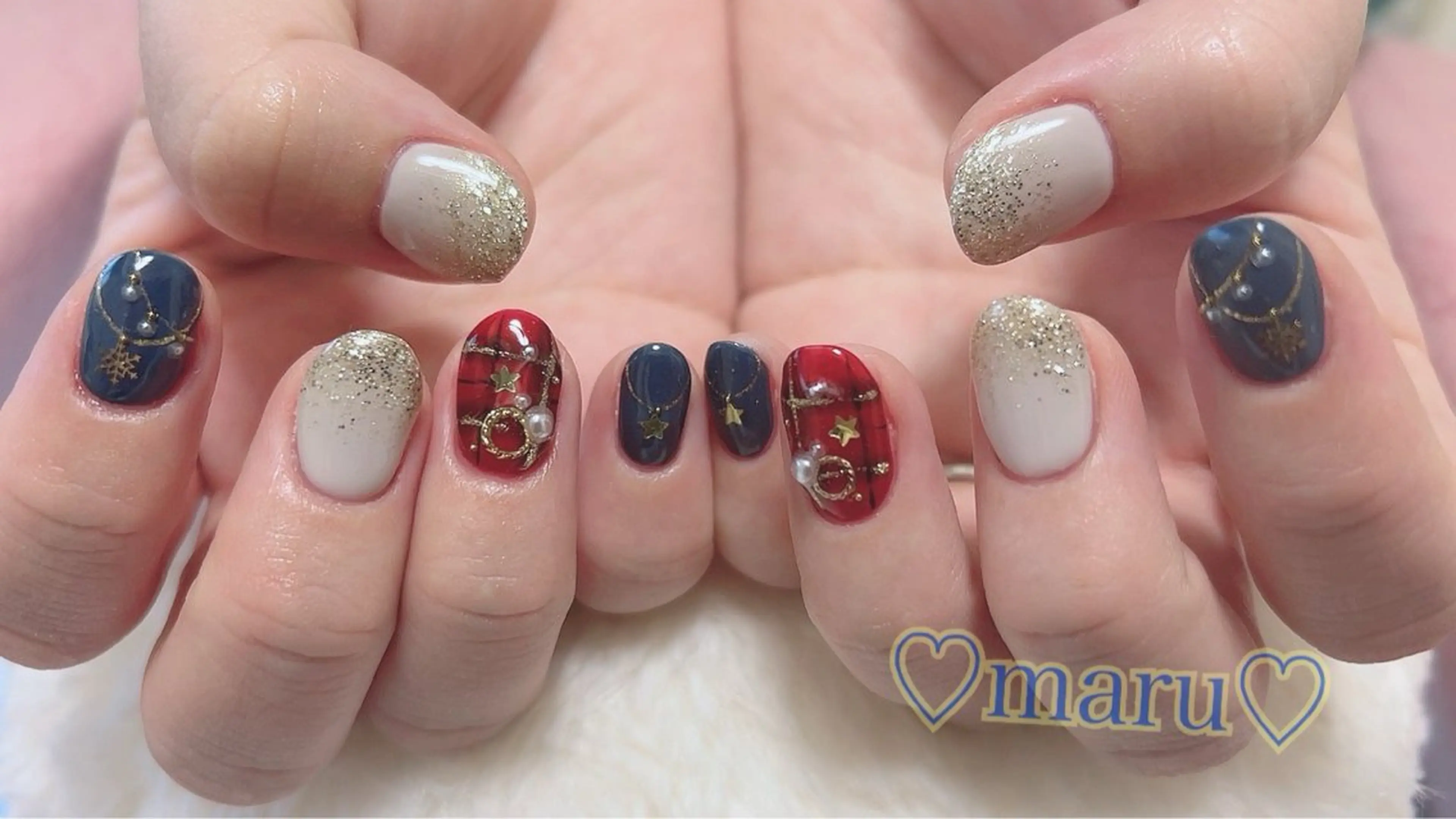 ネイル ハンドネイル フットネイル まるみ ♡のネイルデザイン