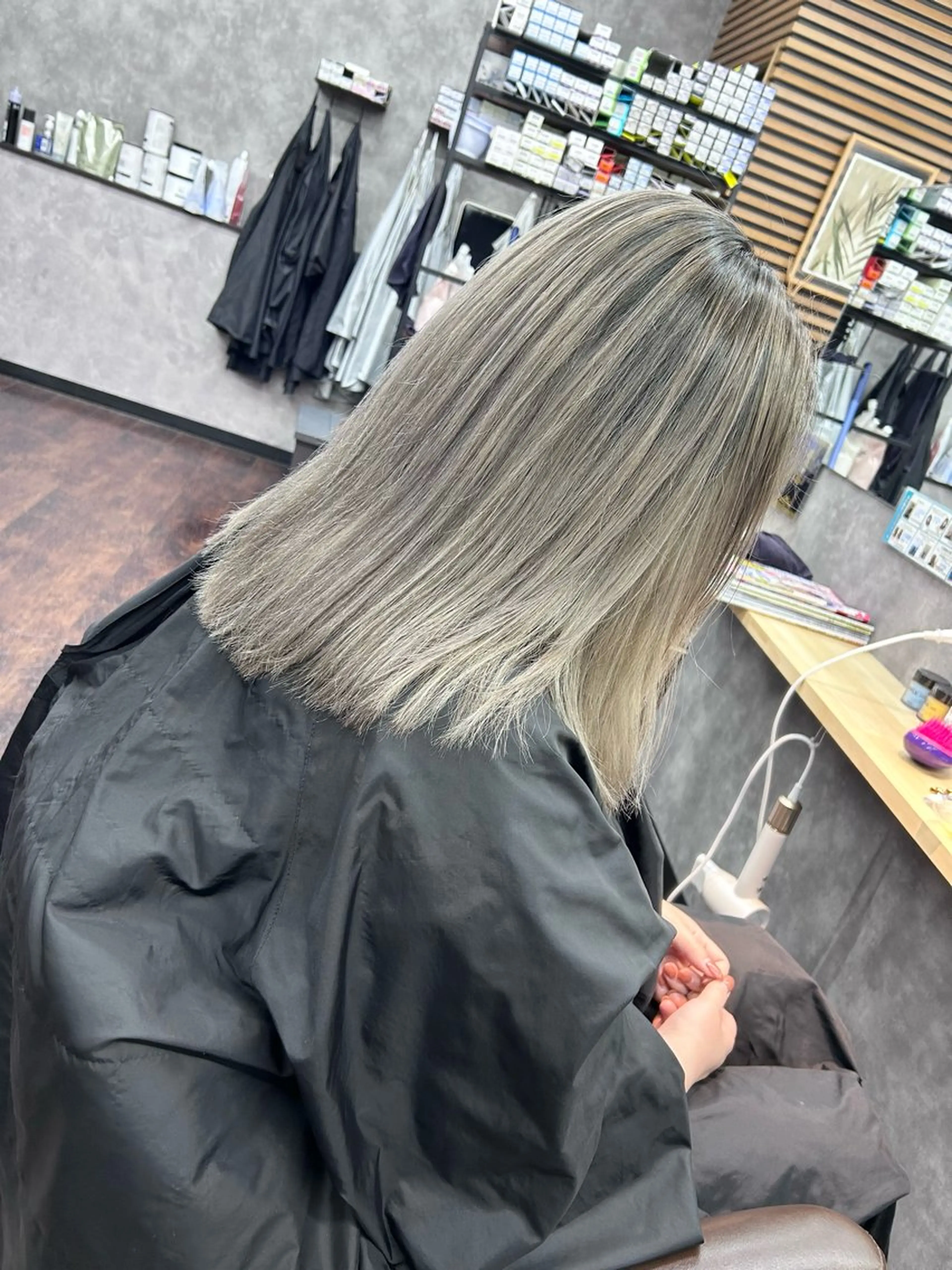 ミディアム カット ヘアカラー AN'TIA小作所属・AN'TIA小作代表 ⭐︎kazuma⭐︎のヘアスタイル