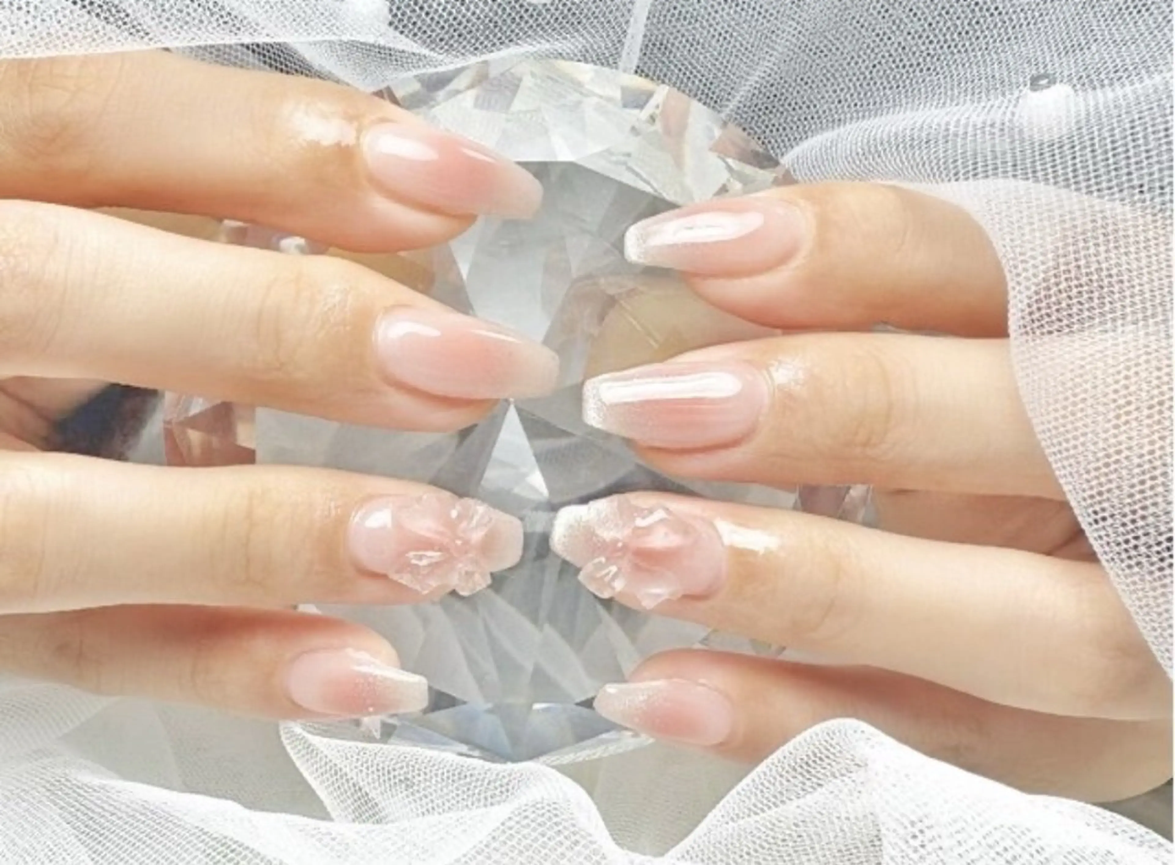 【ワンホン】チーク×マグネットグラデーションの写真