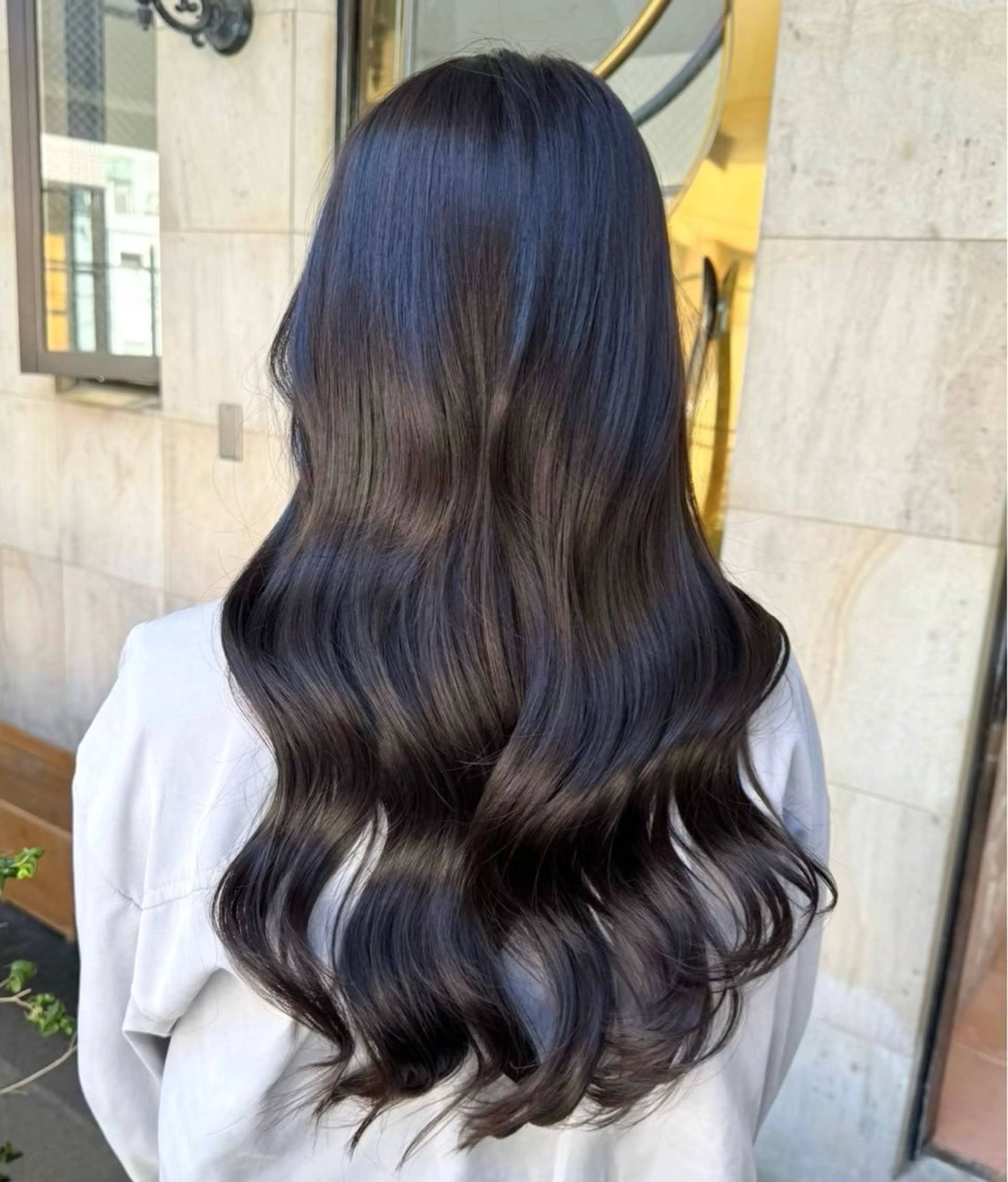 ロング カラー 切りっぱなしボブ ブリーチ ダブルカラー ハイライトカラー ブリーチなしカラー カット ヘアカラー トリートメント ヘッドスパ ヘアセット Wカラー/髪質改善/ 艶カラー🩶Sanaのヘアスタイル