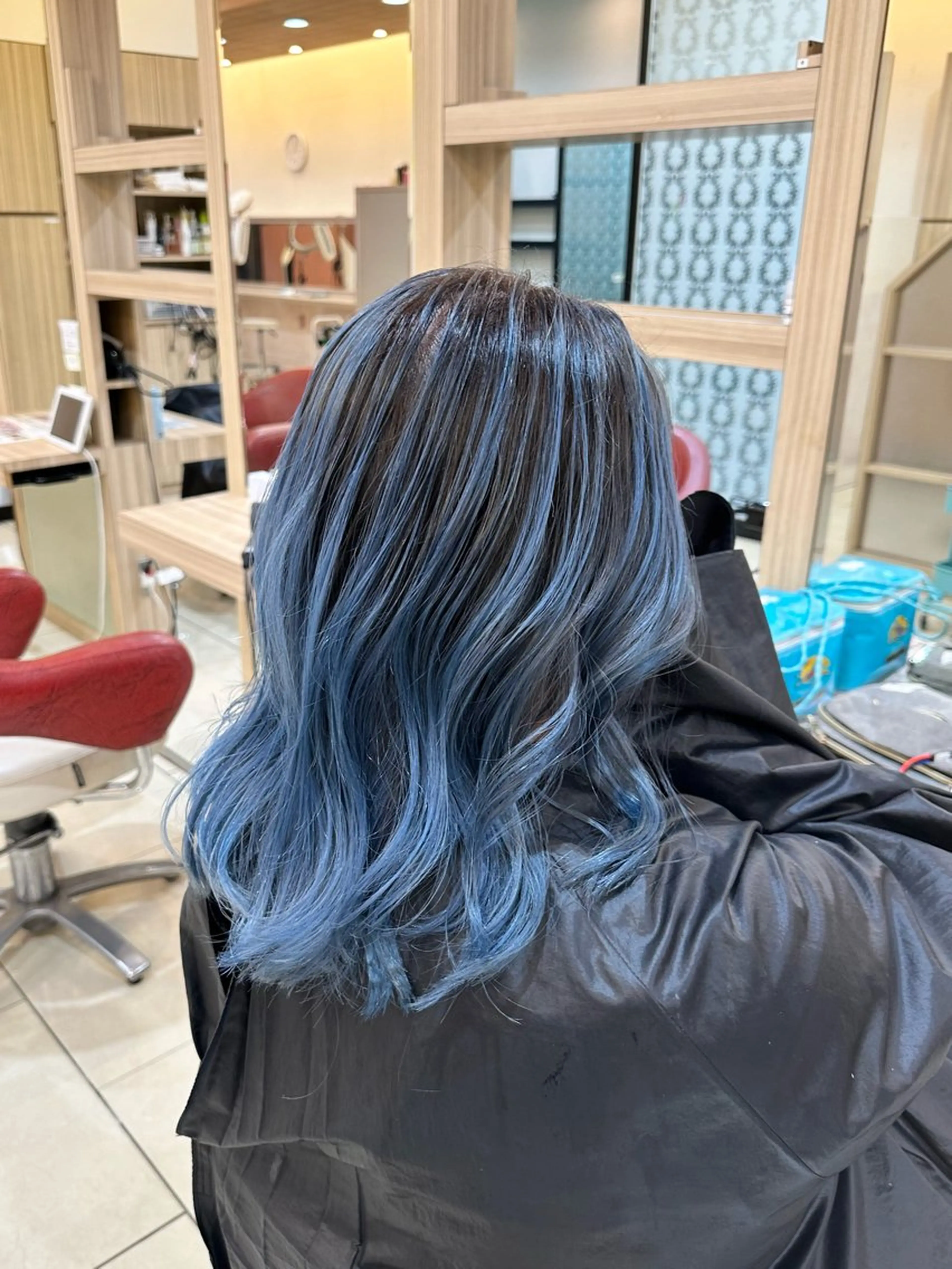 ロング カラー 佐藤 こうがのヘアスタイル