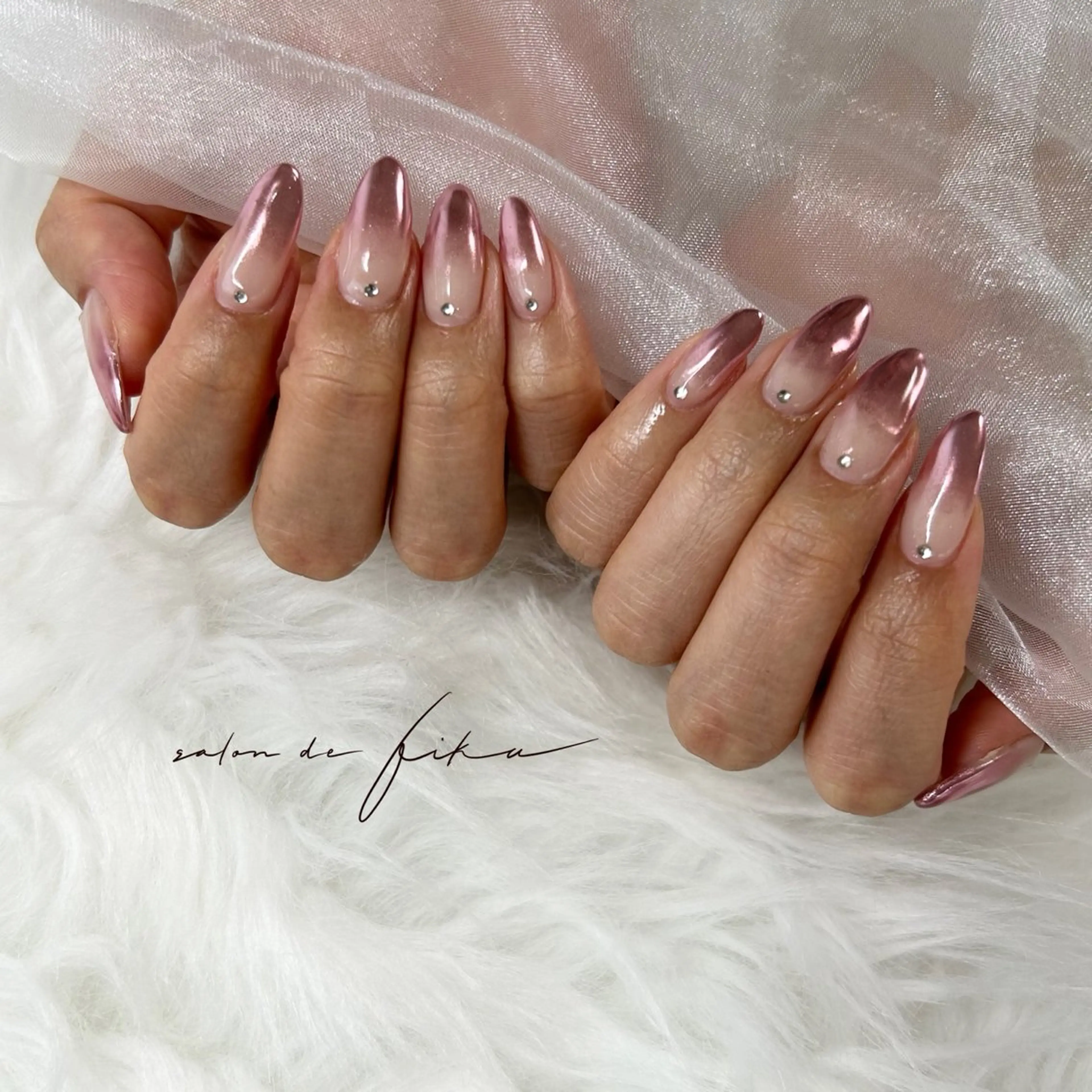 ネイル Rio 𓍼のネイルデザイン