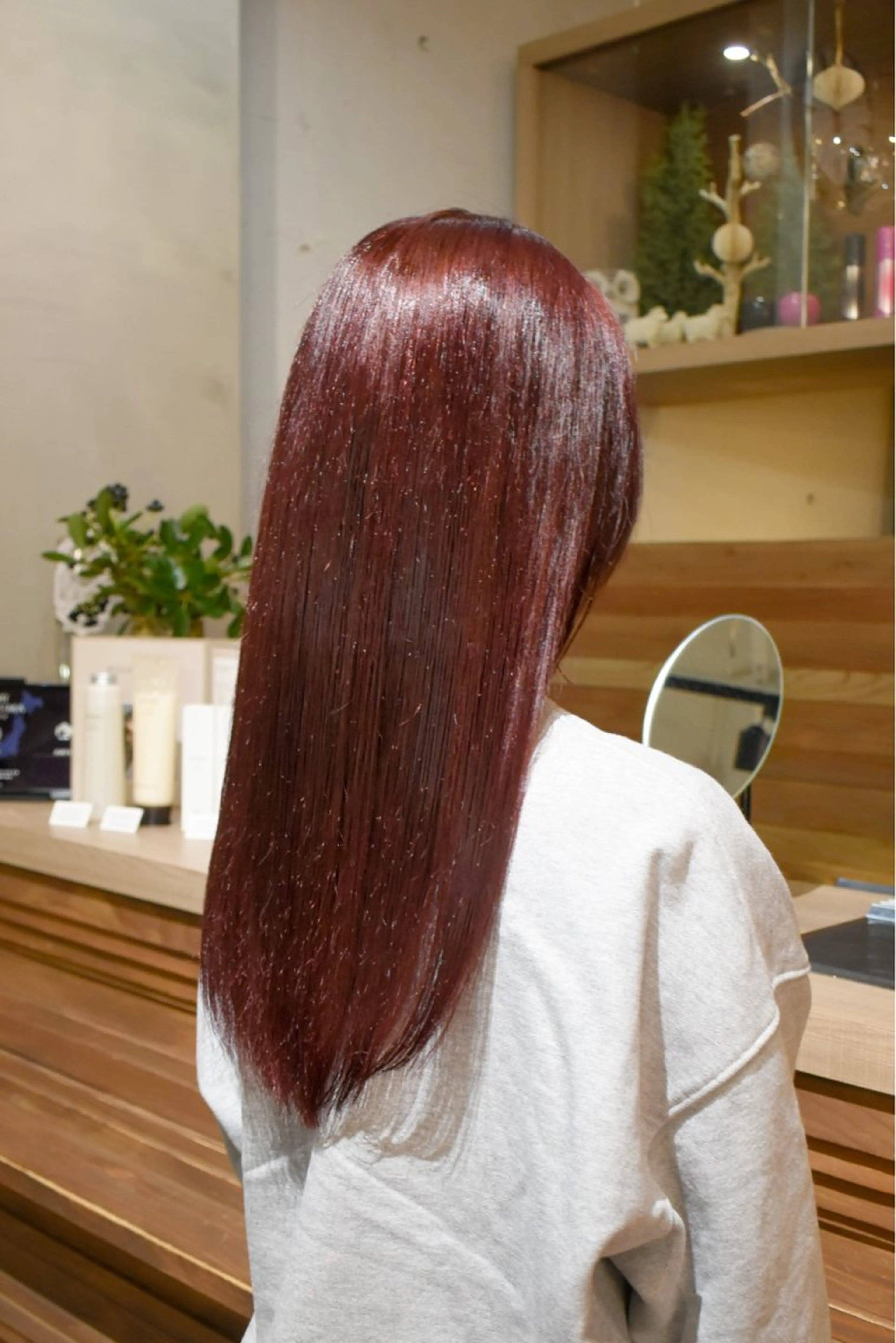 ロング カラー ANTI/ ISSEIのヘアスタイル