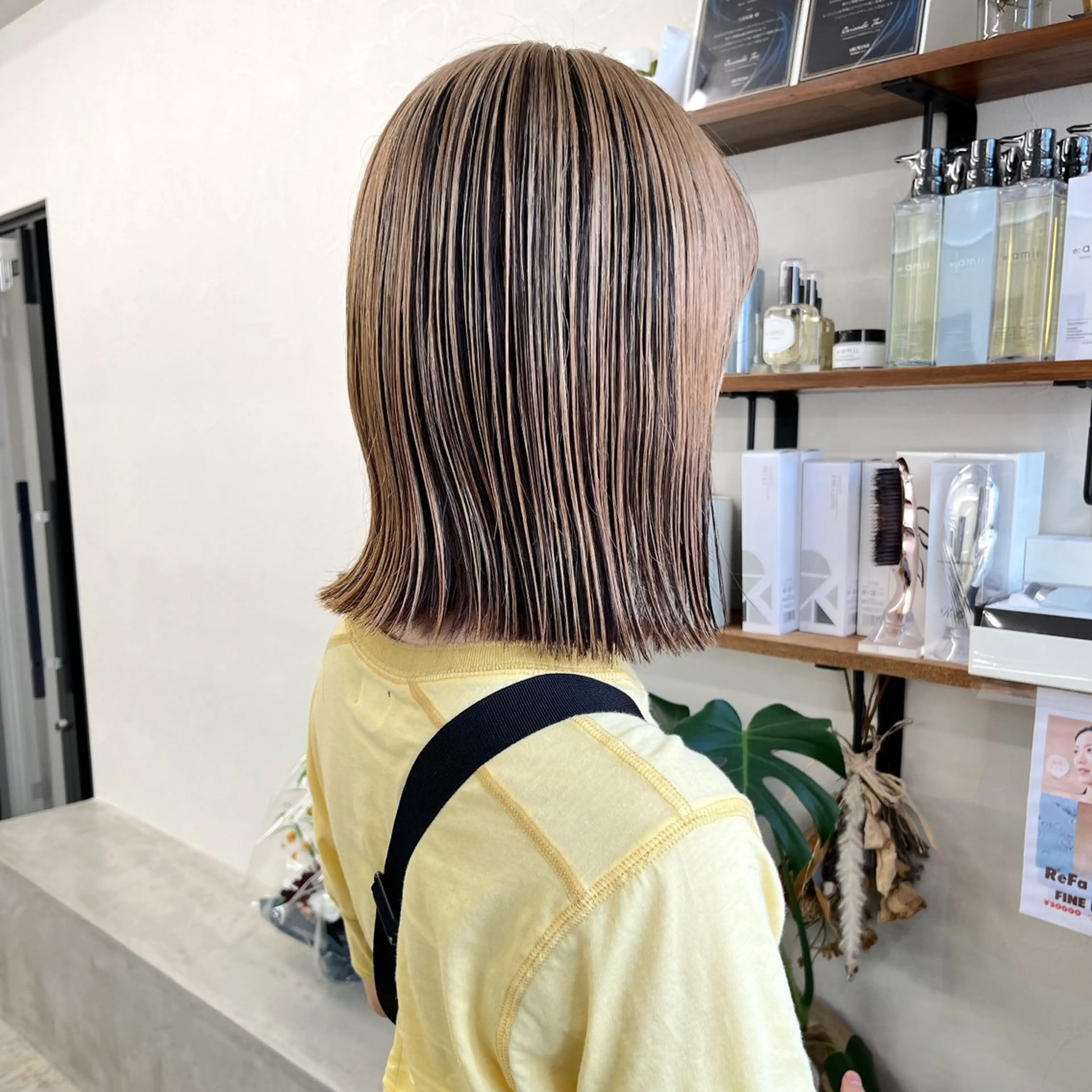 ショート カラー ブリーチ ブリーチなしカラー ボブ レイヤーカット 似合わせカット カット ヘアカラー トリートメント 朝がちょっと楽しくな るshort・bobのヘアスタイル