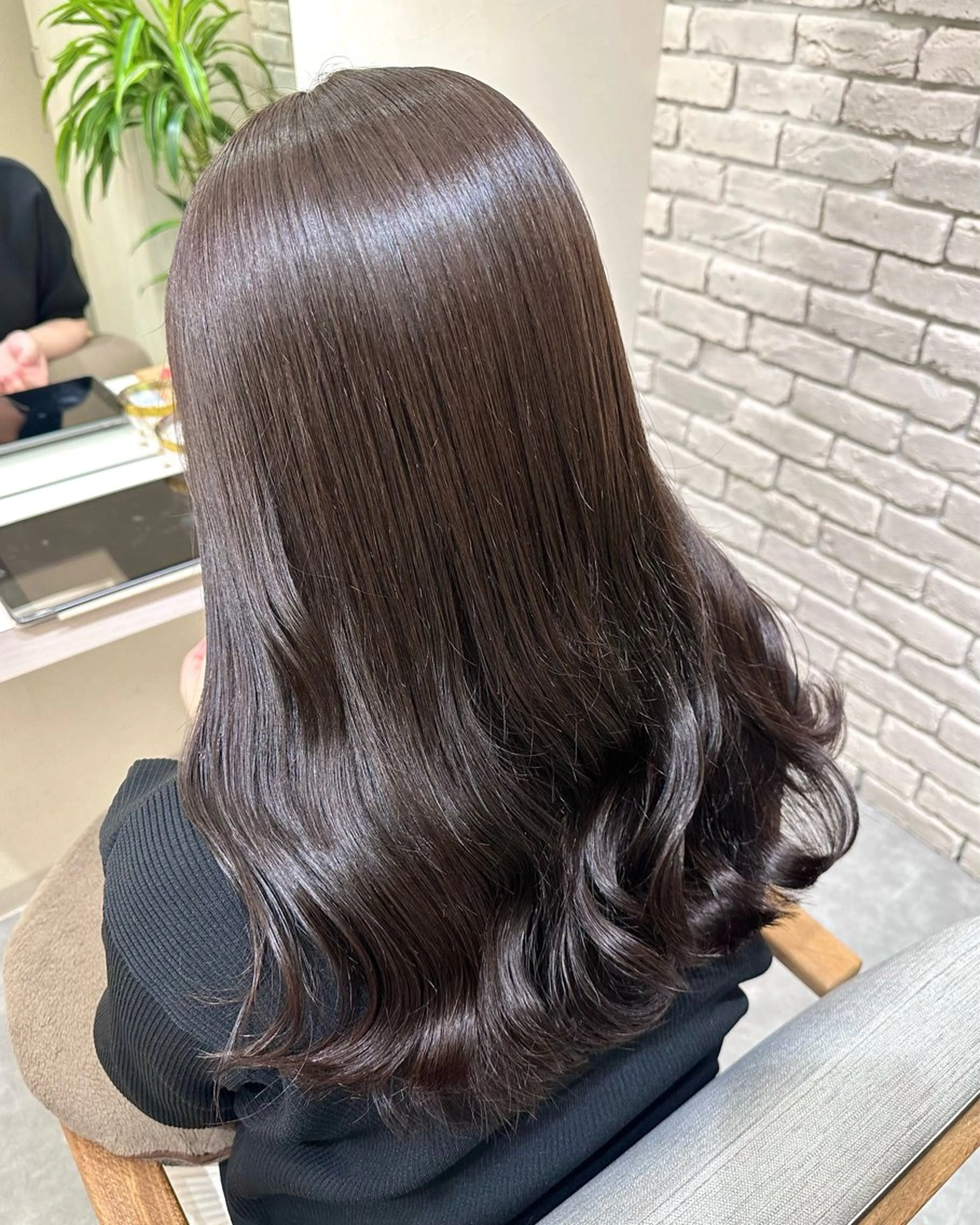 セミロング カット ヘアカラー トリートメント 髪質改善&ヘアケア 永山若奈のヘアスタイル