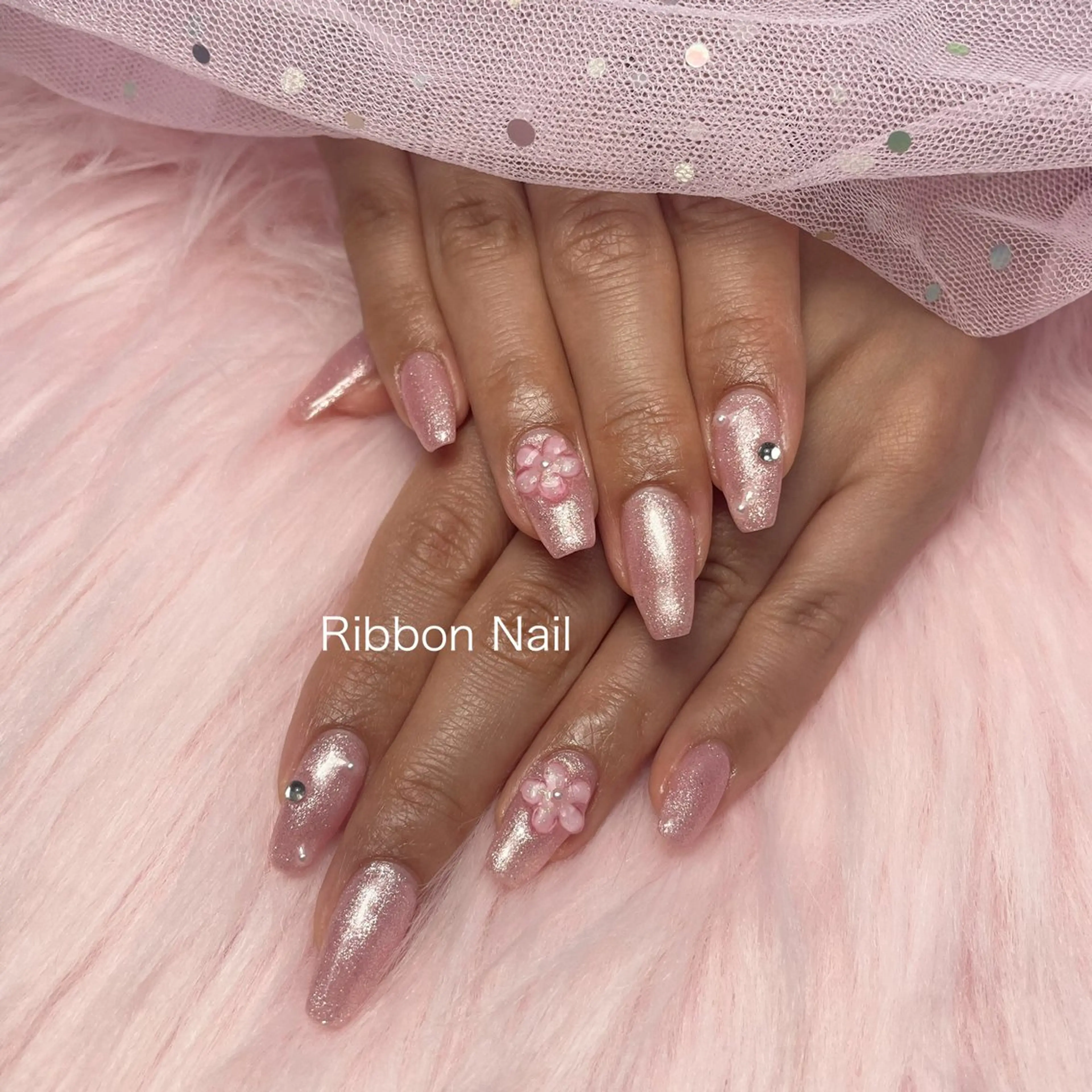 ネイル ラメ(グリッター) ピンク ハンドネイル Ribbon nailのネイルデザイン