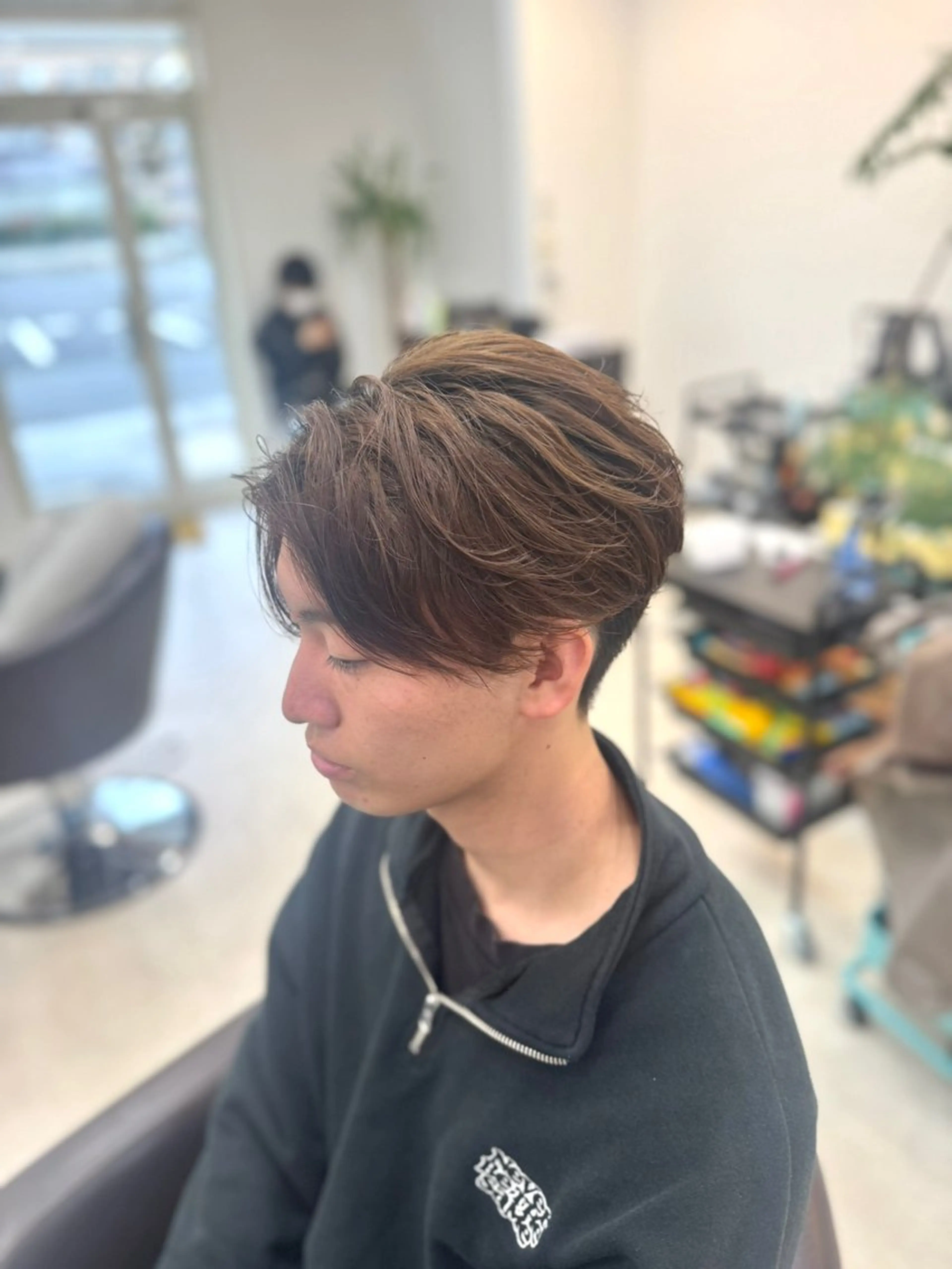 ショート パーマ メンズ フェザーパーマ メンズパーマ カット パーマ iLo highlight NARITA所属・髙橋 悠也 ／メンズ特化のヘアスタイル