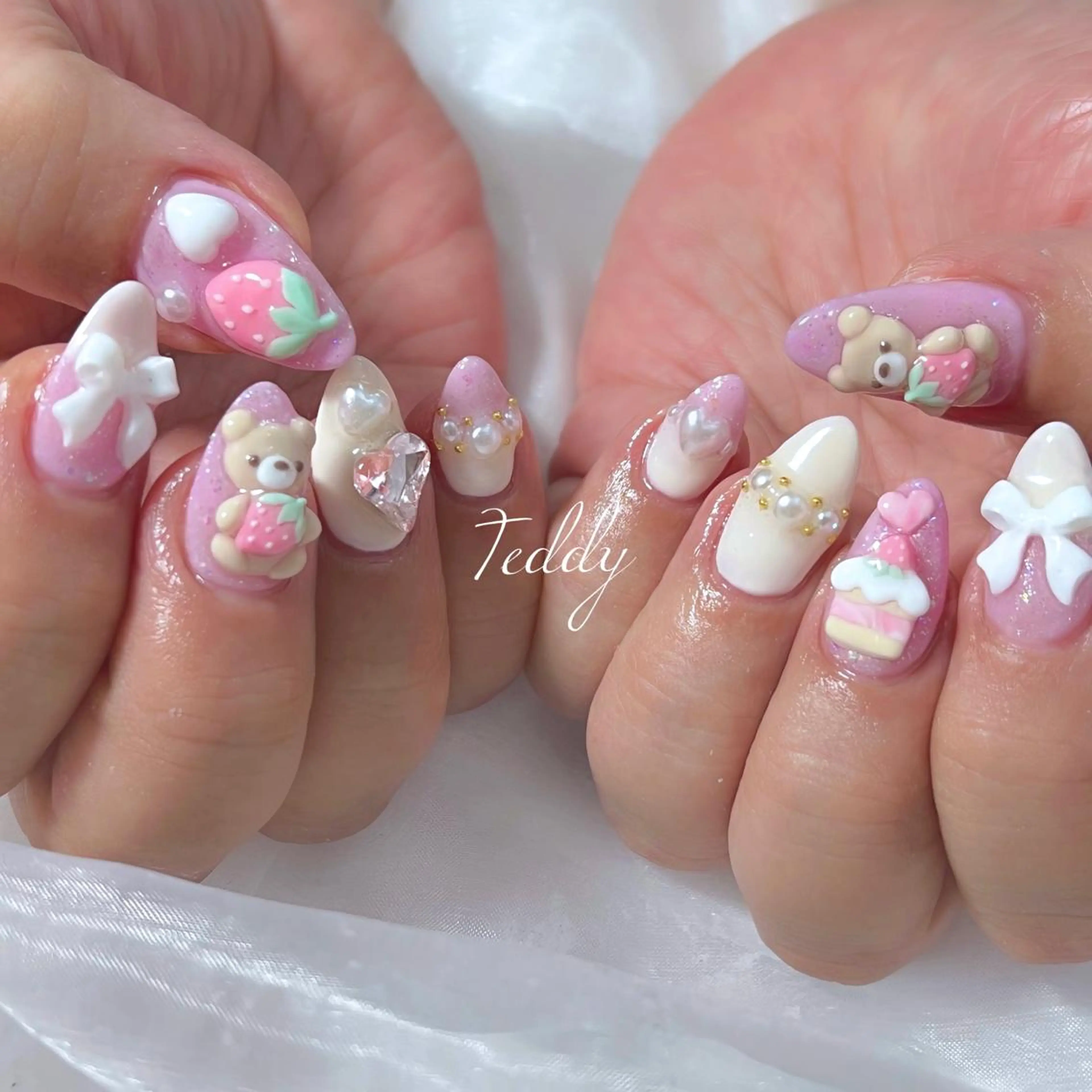 ネイル ハンドネイル ERINA ♥のネイルデザイン